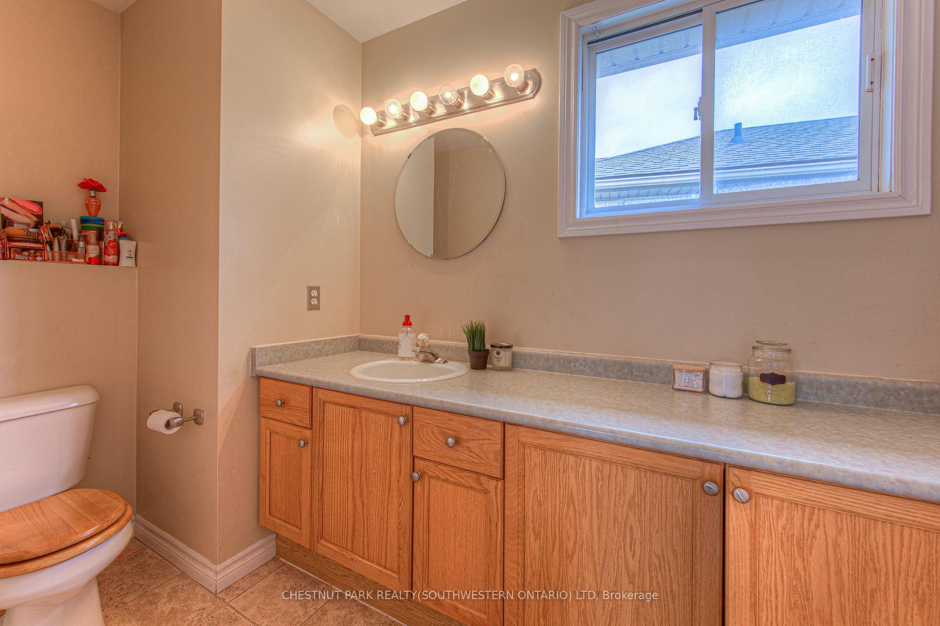 Photo 23 of 345 Keewatin Avenue, Kitchener — HOMEH