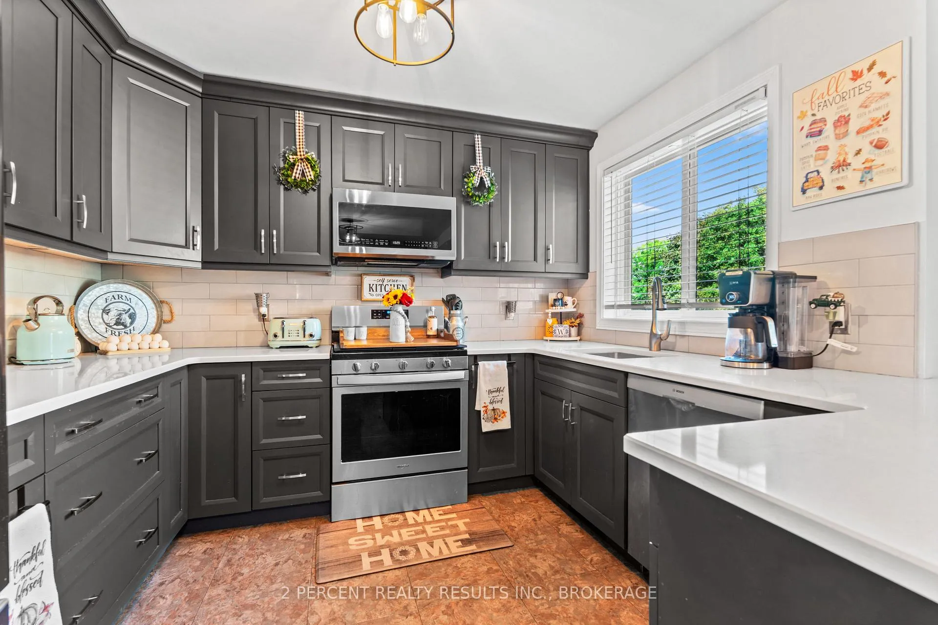 Photo 18 of 1405 Fisher Crescent, Kingston, City Southwest — HOMEH