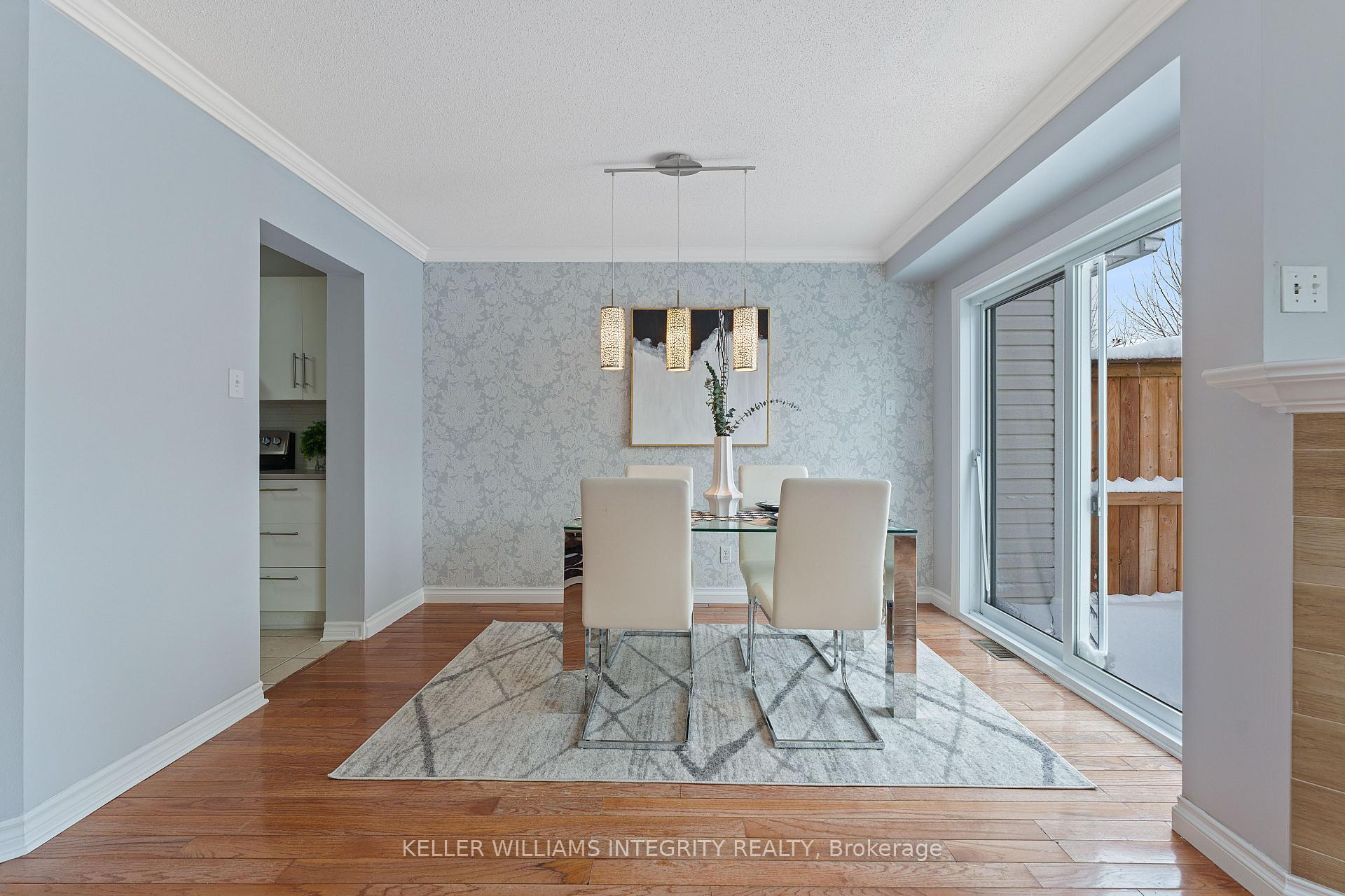 Photo 12 of 58 Sheppard's Glen Avenue, Ottawa, Kanata - Emerald Meadows/Trailwest — HOMEH
