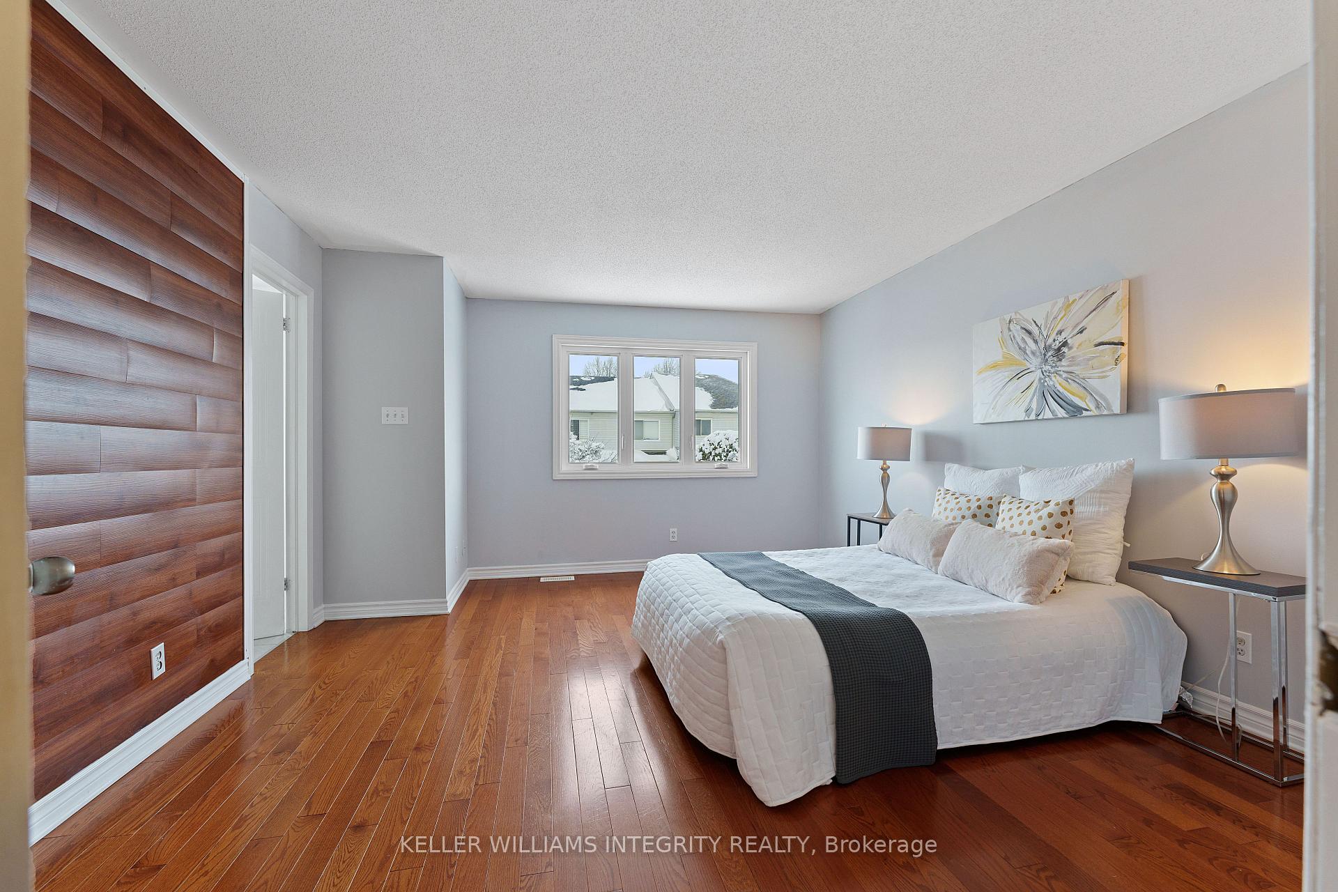 Photo 16 of 58 Sheppard's Glen Avenue, Ottawa, Kanata - Emerald Meadows/Trailwest — HOMEH