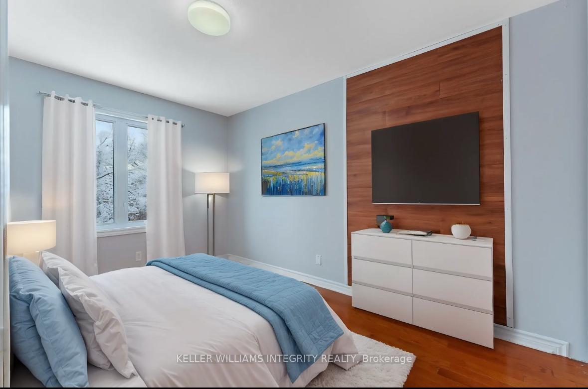 Photo 22 of 58 Sheppard's Glen Avenue, Ottawa, Kanata - Emerald Meadows/Trailwest — HOMEH