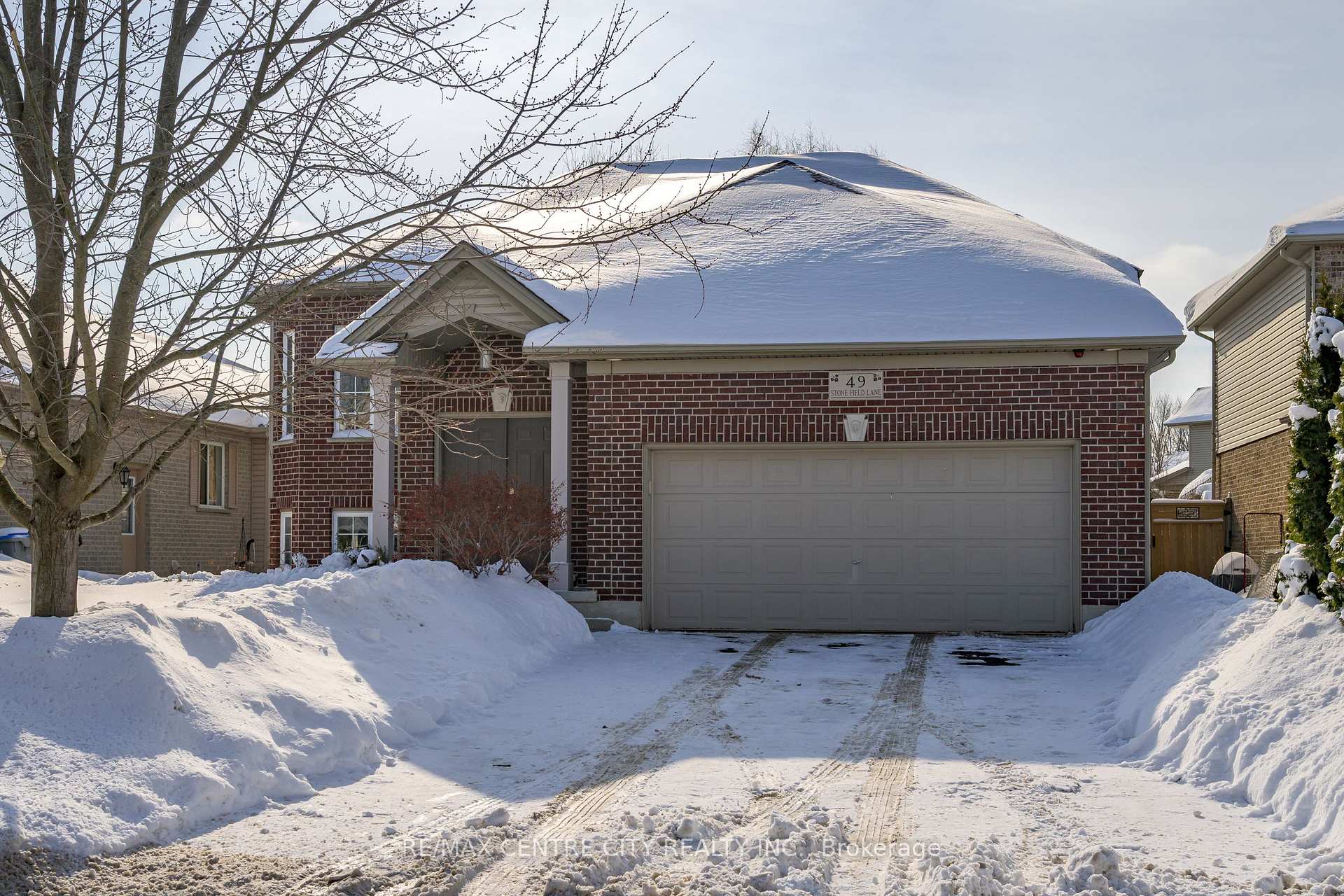 Photo 1 of 49 Stonefield Lane, Middlesex Centre, Ilderton — HOMEH