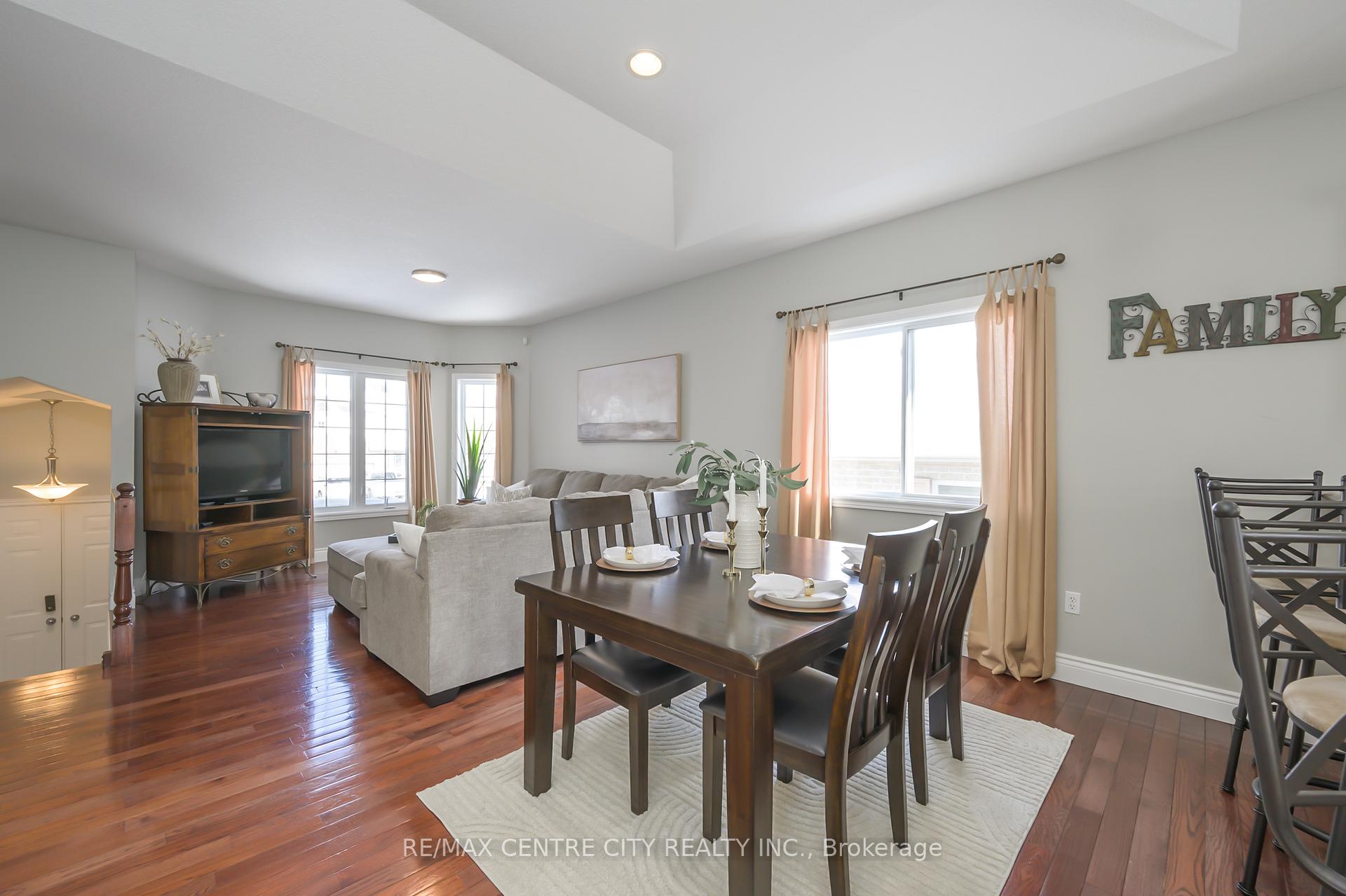 Photo 9 of 49 Stonefield Lane, Middlesex Centre, Ilderton — HOMEH