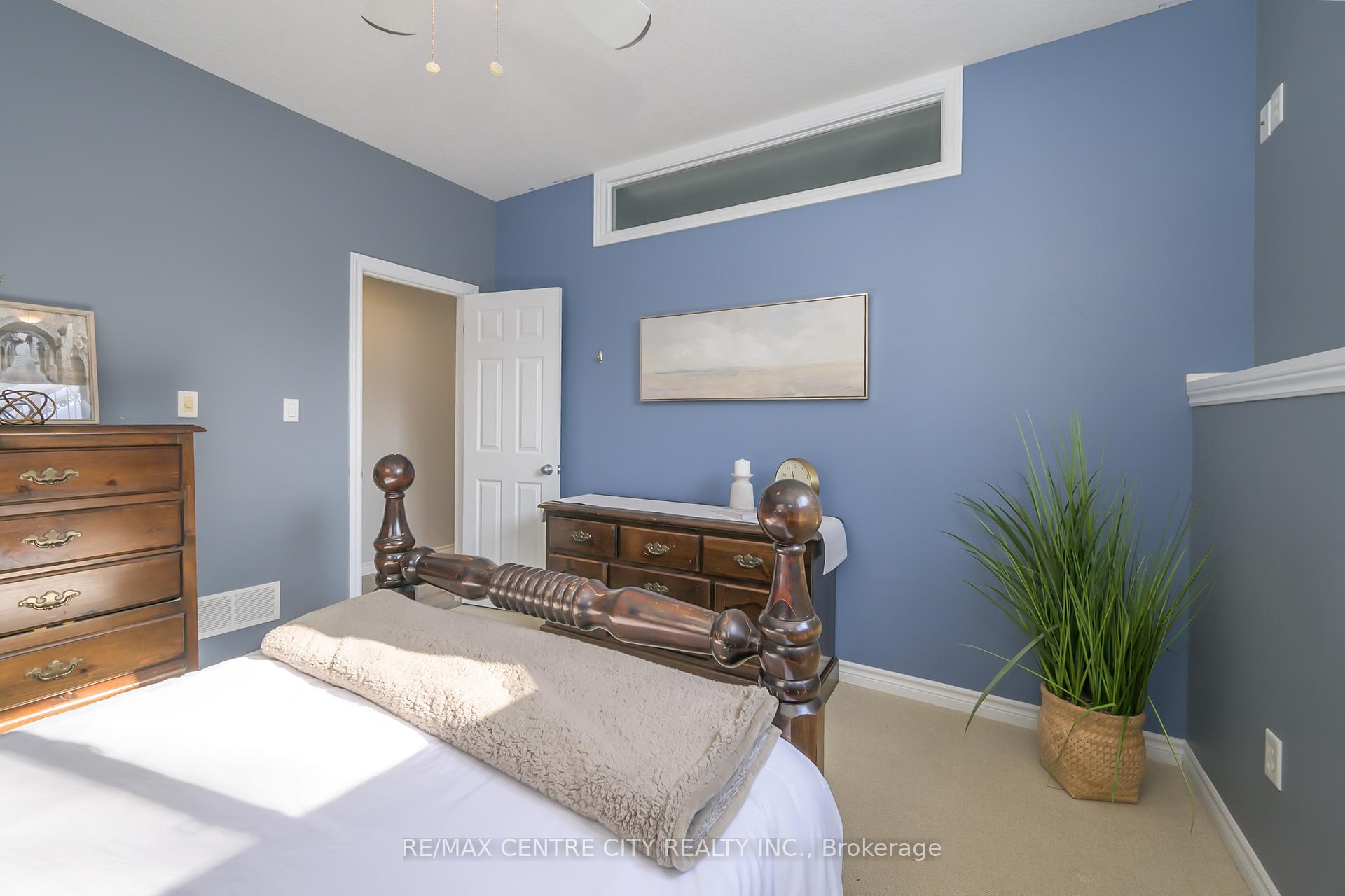 Photo 30 of 49 Stonefield Lane, Middlesex Centre, Ilderton — HOMEH