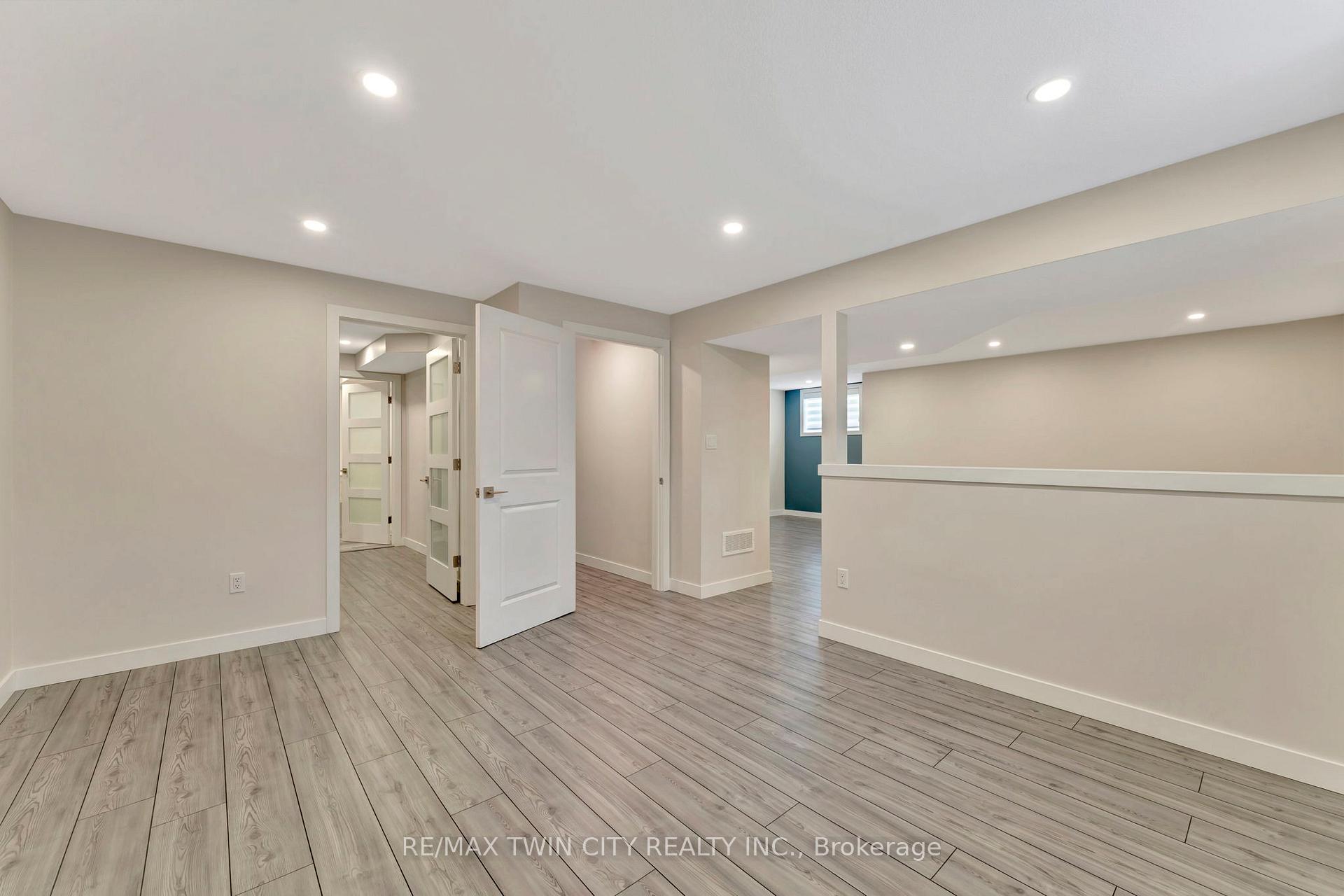 Photo 27 of 1391 Countrystone Drive, Kitchener — HOMEH
