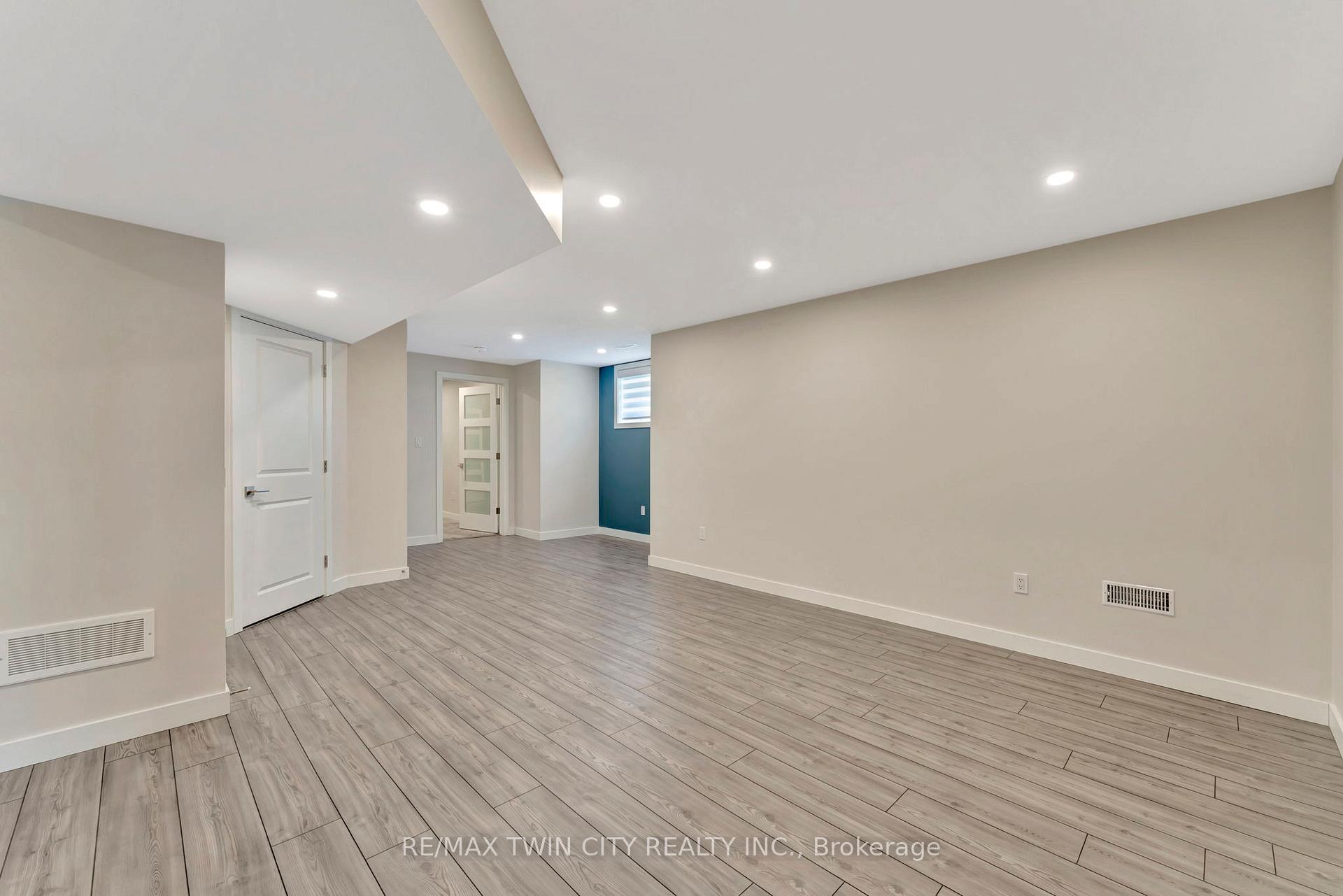 Photo 30 of 1391 Countrystone Drive, Kitchener — HOMEH