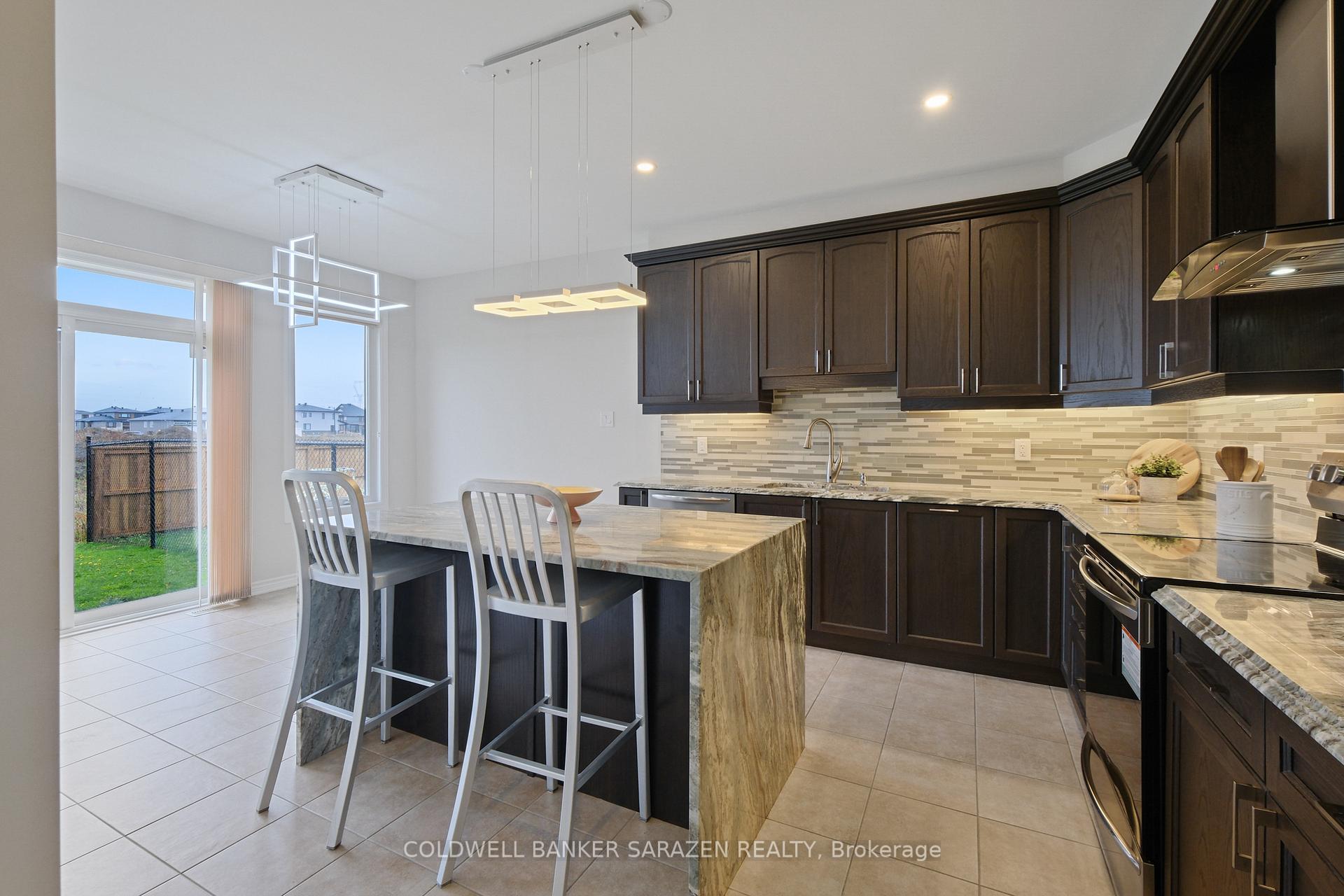 Photo 18 of 4774 Abbott Street E, Ottawa, Kanata - Emerald Meadows/Trailwest — HOMEH