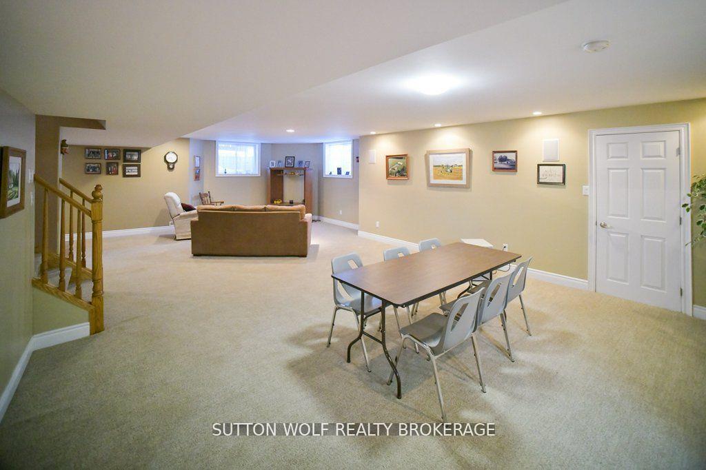 Photo 18 of 98 Harris Road, Middlesex Centre, Delaware Town — HOMEH