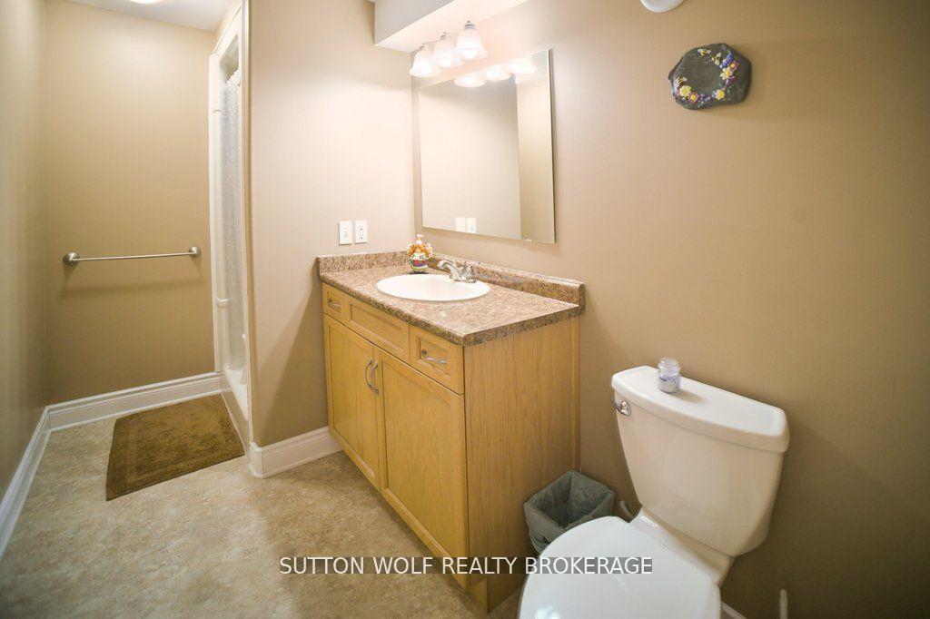 Photo 25 of 98 Harris Road, Middlesex Centre, Delaware Town — HOMEH