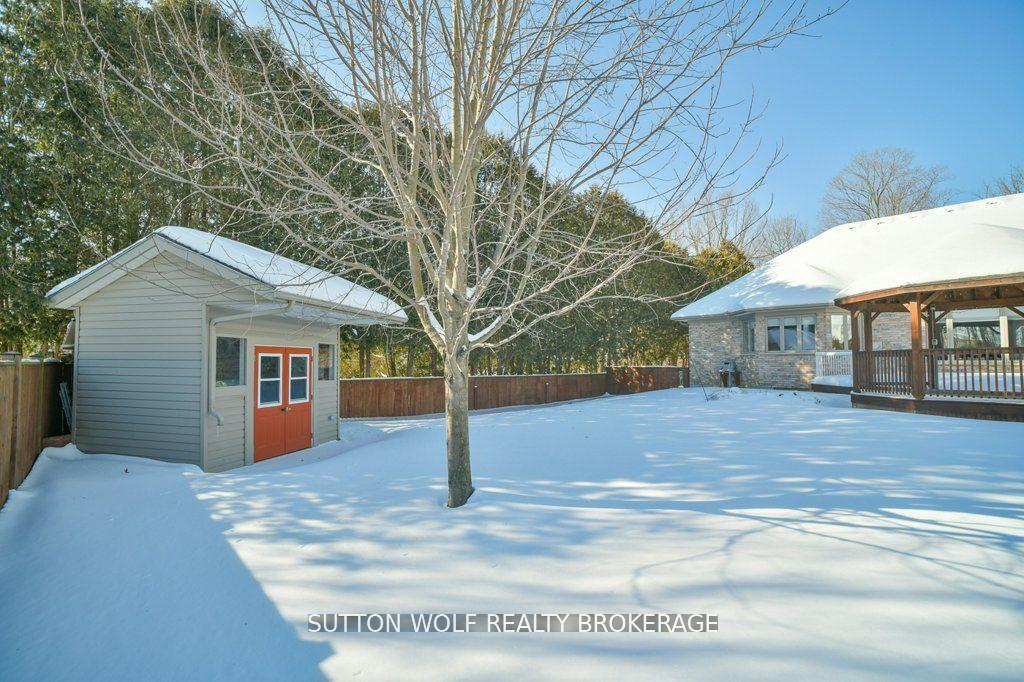 Photo 35 of 98 Harris Road, Middlesex Centre, Delaware Town — HOMEH