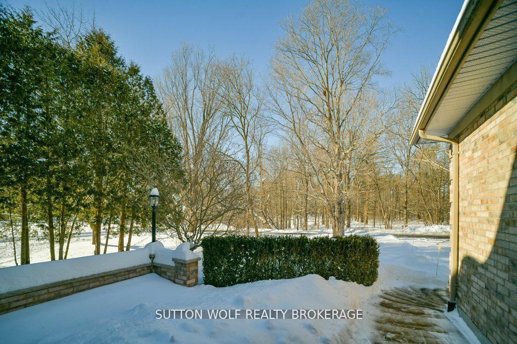 Photo 37 of 98 Harris Road, Middlesex Centre, Delaware Town — HOMEH
