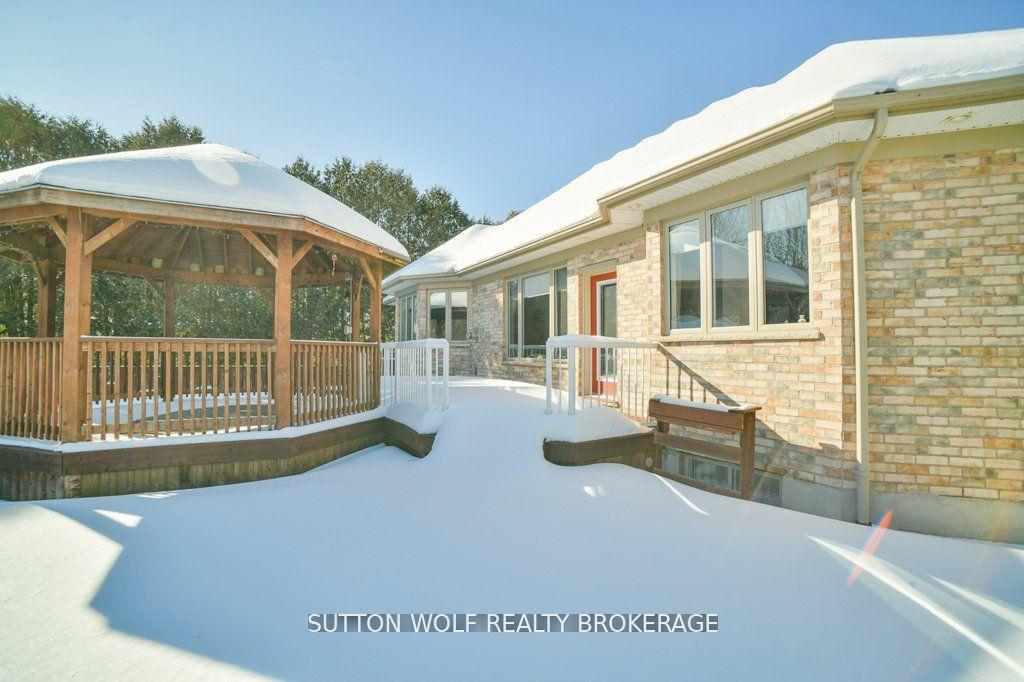 Photo 40 of 98 Harris Road, Middlesex Centre, Delaware Town — HOMEH