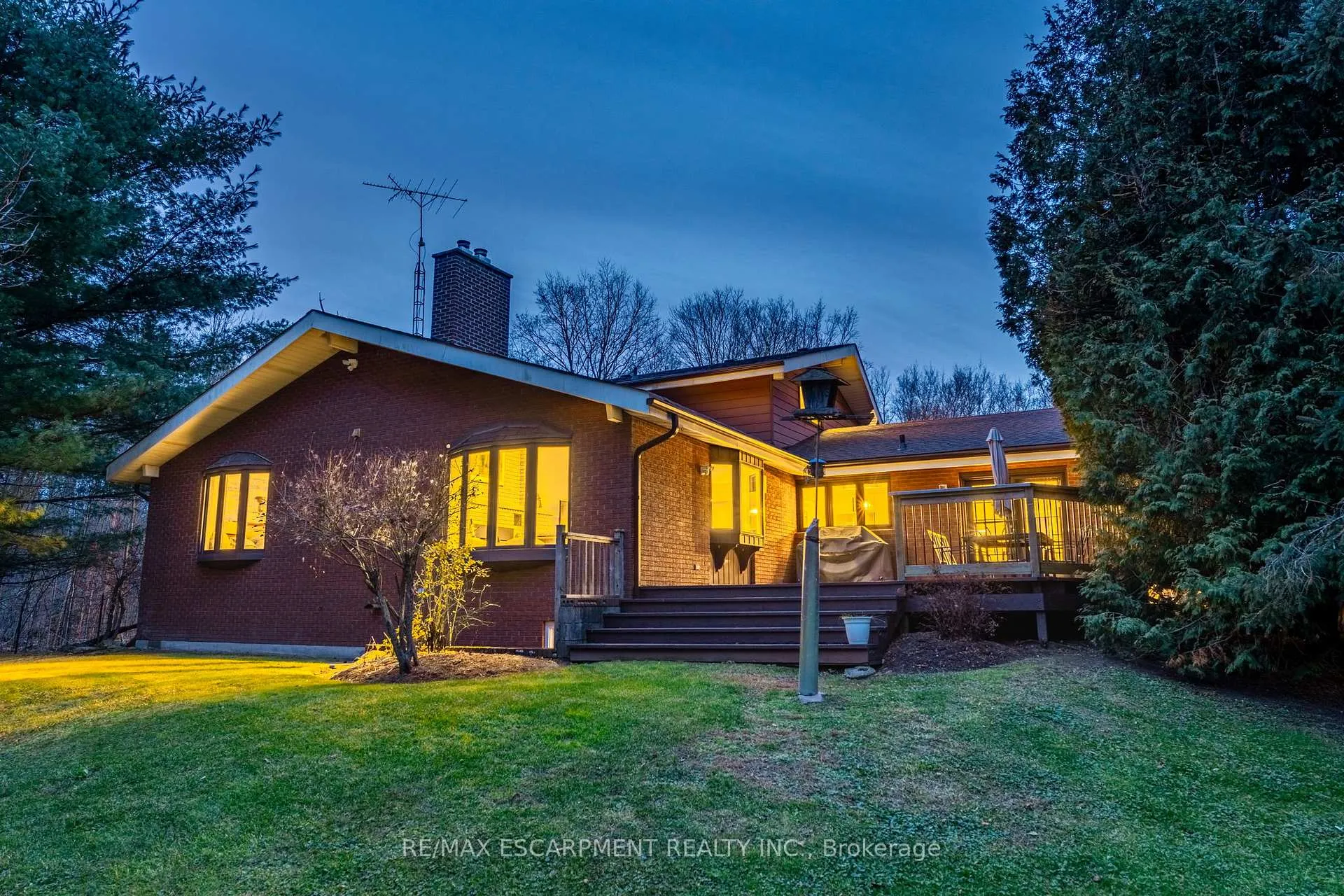 Photo 3 of 7575 Milburough Line, Milton, Rural Milton West — HOMEH