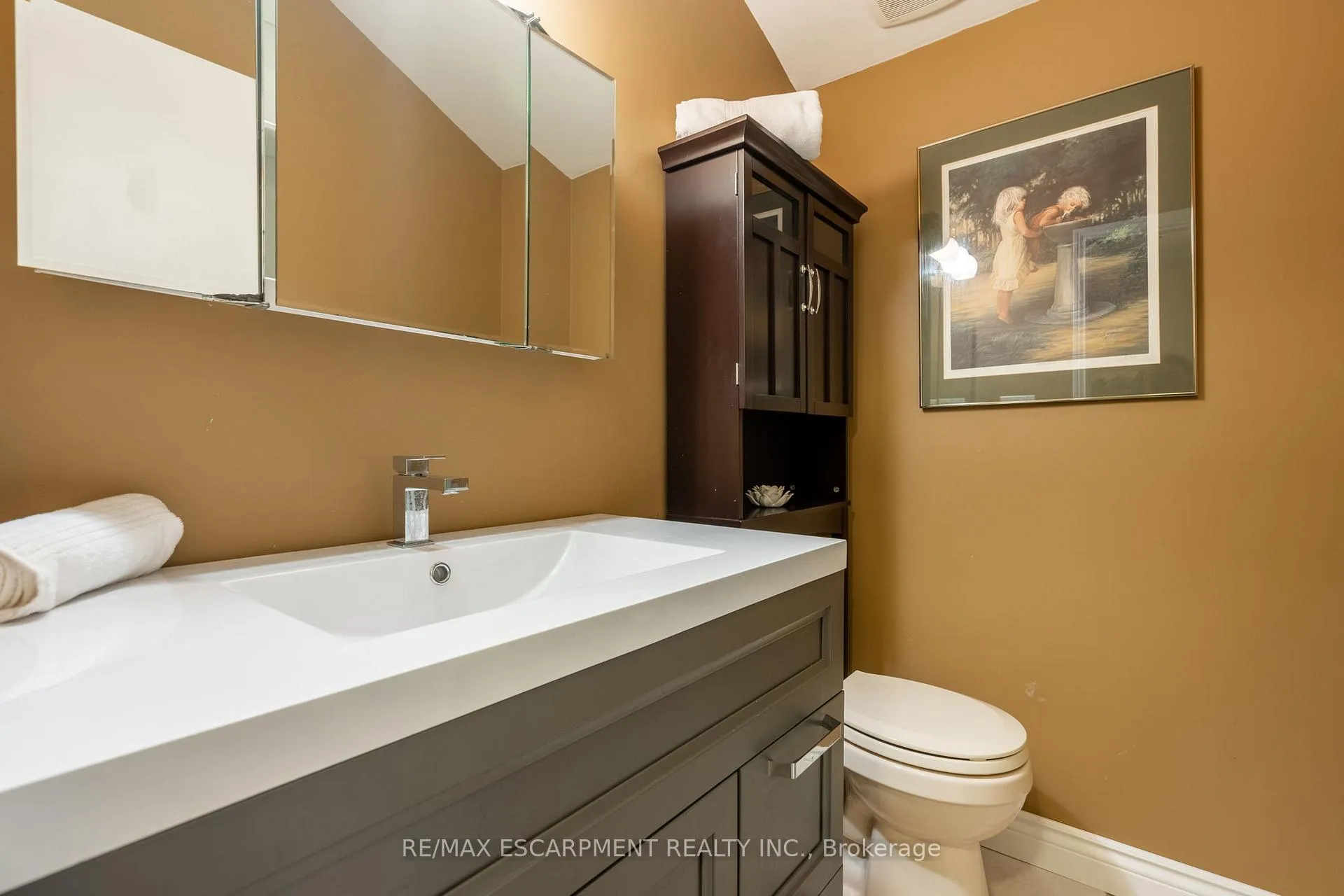 Photo 34 of 7575 Milburough Line, Milton, Rural Milton West — HOMEH