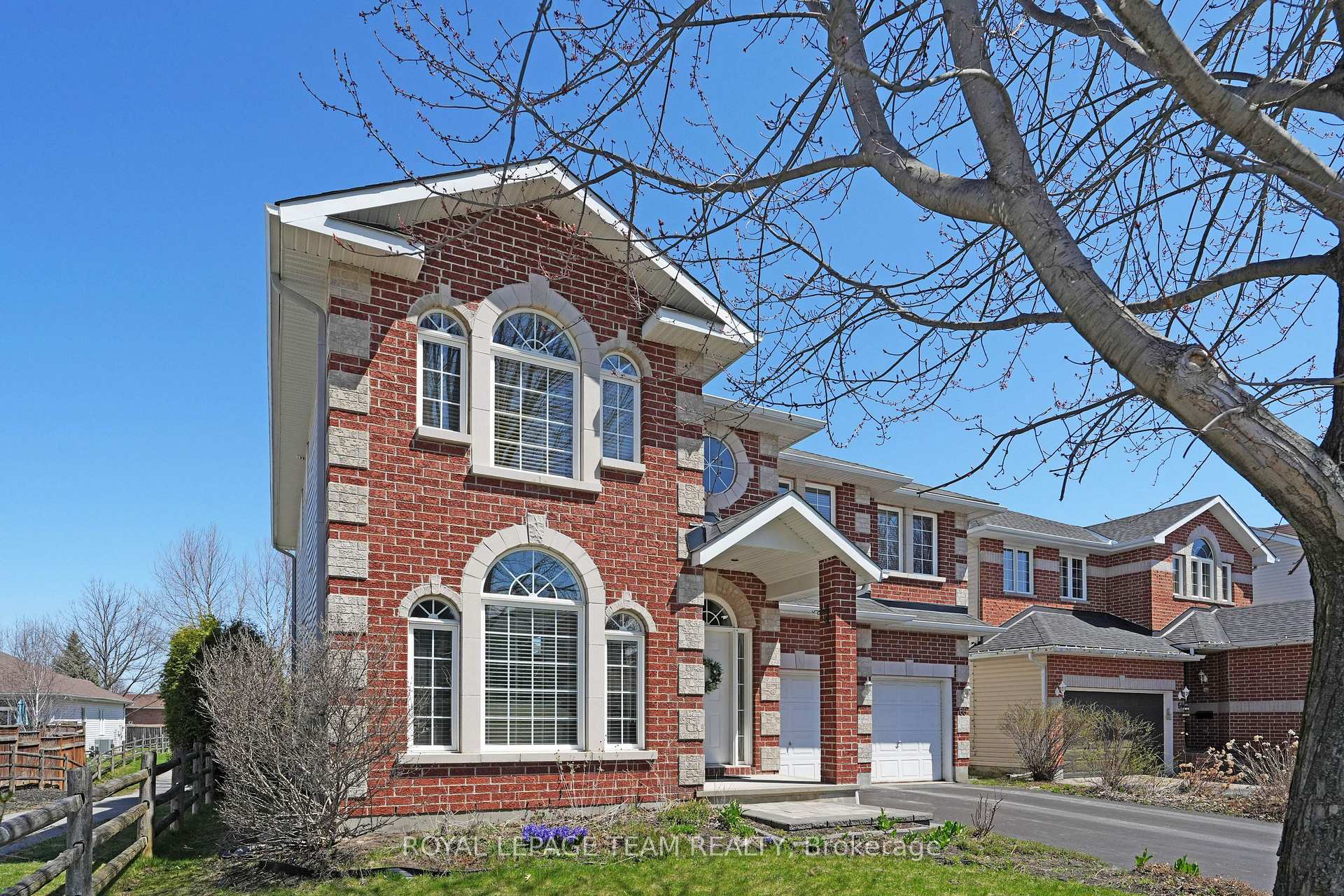 Photo 3 of 66 Woliston Crescent, Ottawa, Kanata - Morgan's Grant/South March — HOMEH