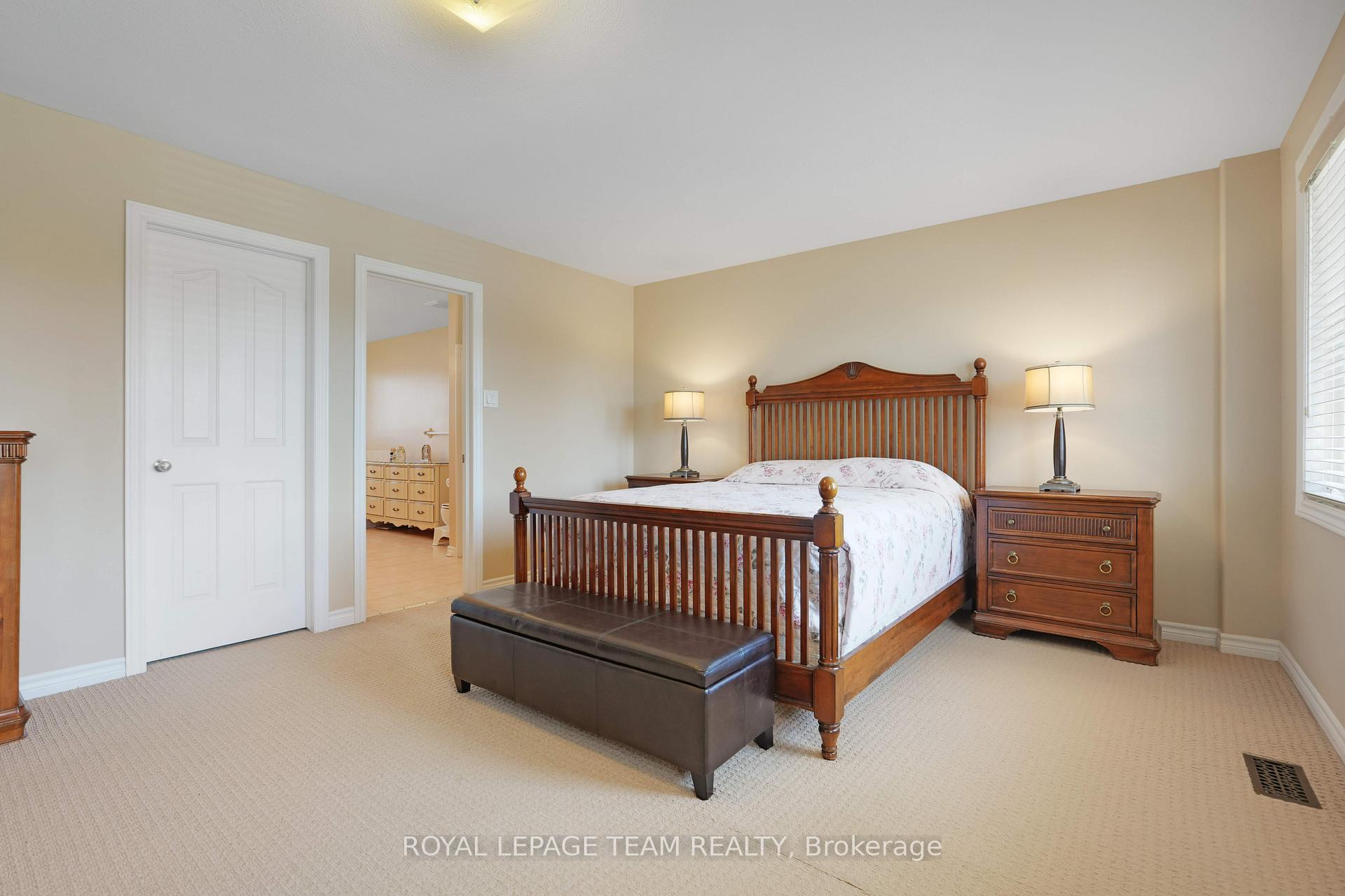 Photo 21 of 66 Woliston Crescent, Ottawa, Kanata - Morgan's Grant/South March — HOMEH