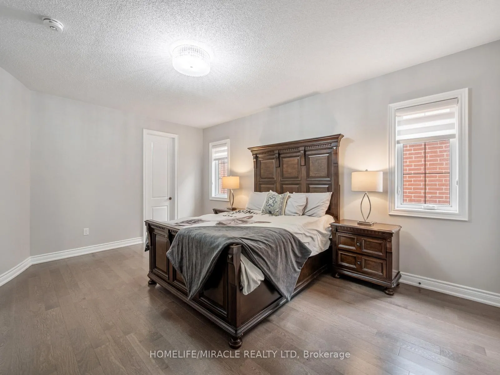 Photo 26 of 10 Erintown Crescent, Brampton, Toronto Gore Rural Estate — HOMEH