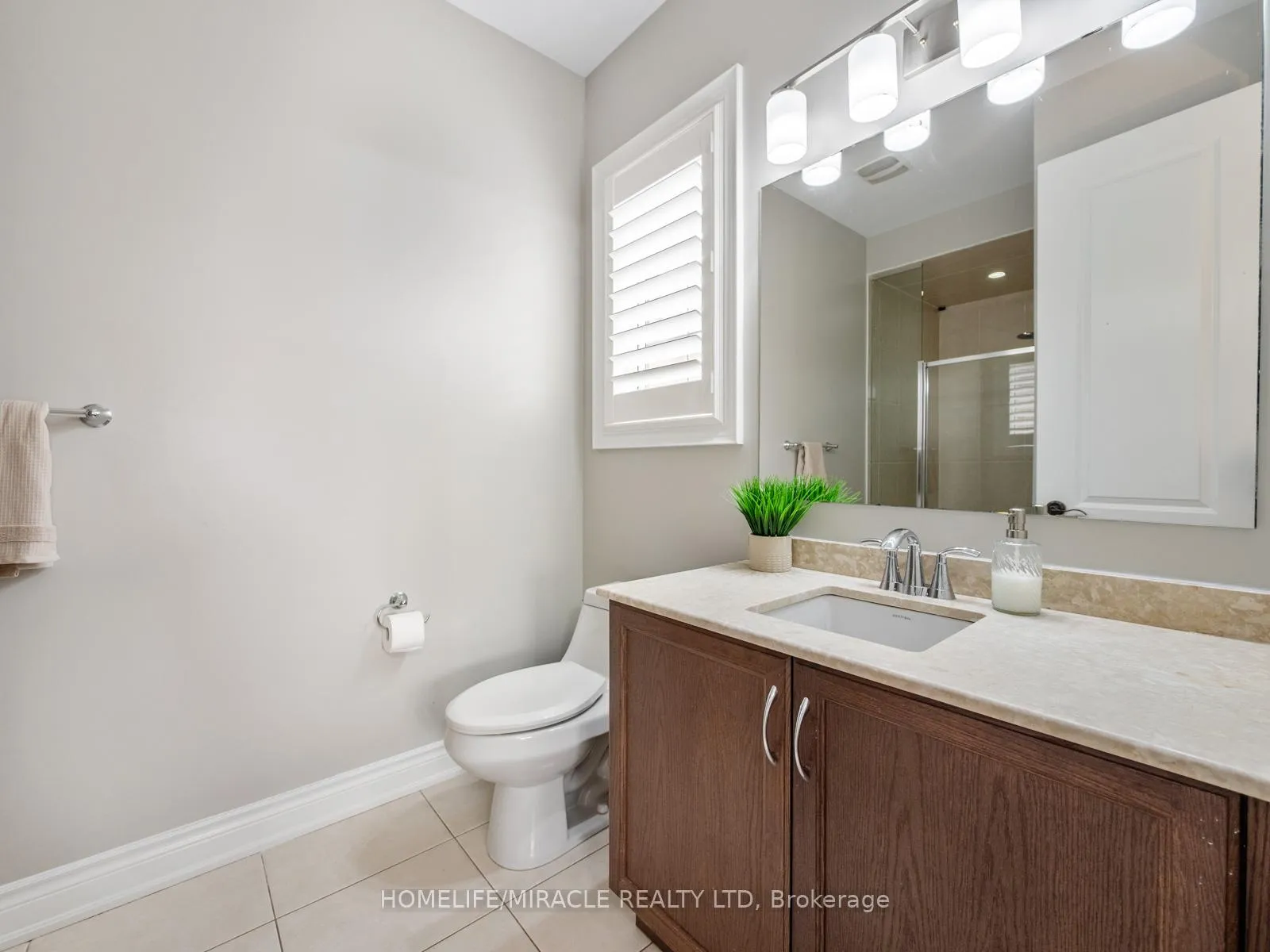 Photo 31 of 10 Erintown Crescent, Brampton, Toronto Gore Rural Estate — HOMEH