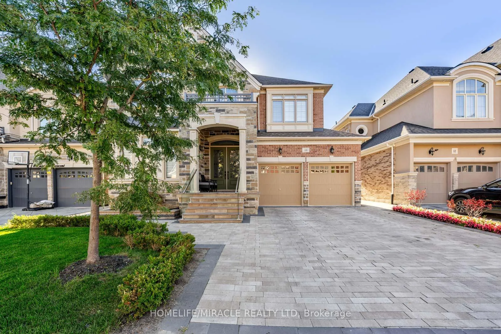 Photo 40 of 10 Erintown Crescent, Brampton, Toronto Gore Rural Estate — HOMEH