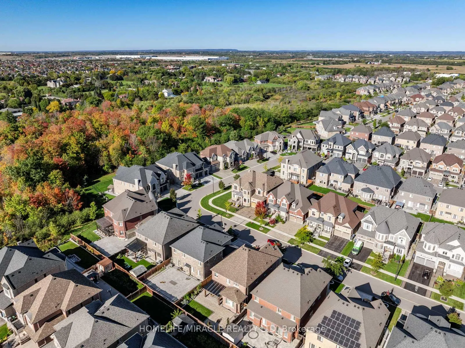 Photo 46 of 10 Erintown Crescent, Brampton, Toronto Gore Rural Estate — HOMEH