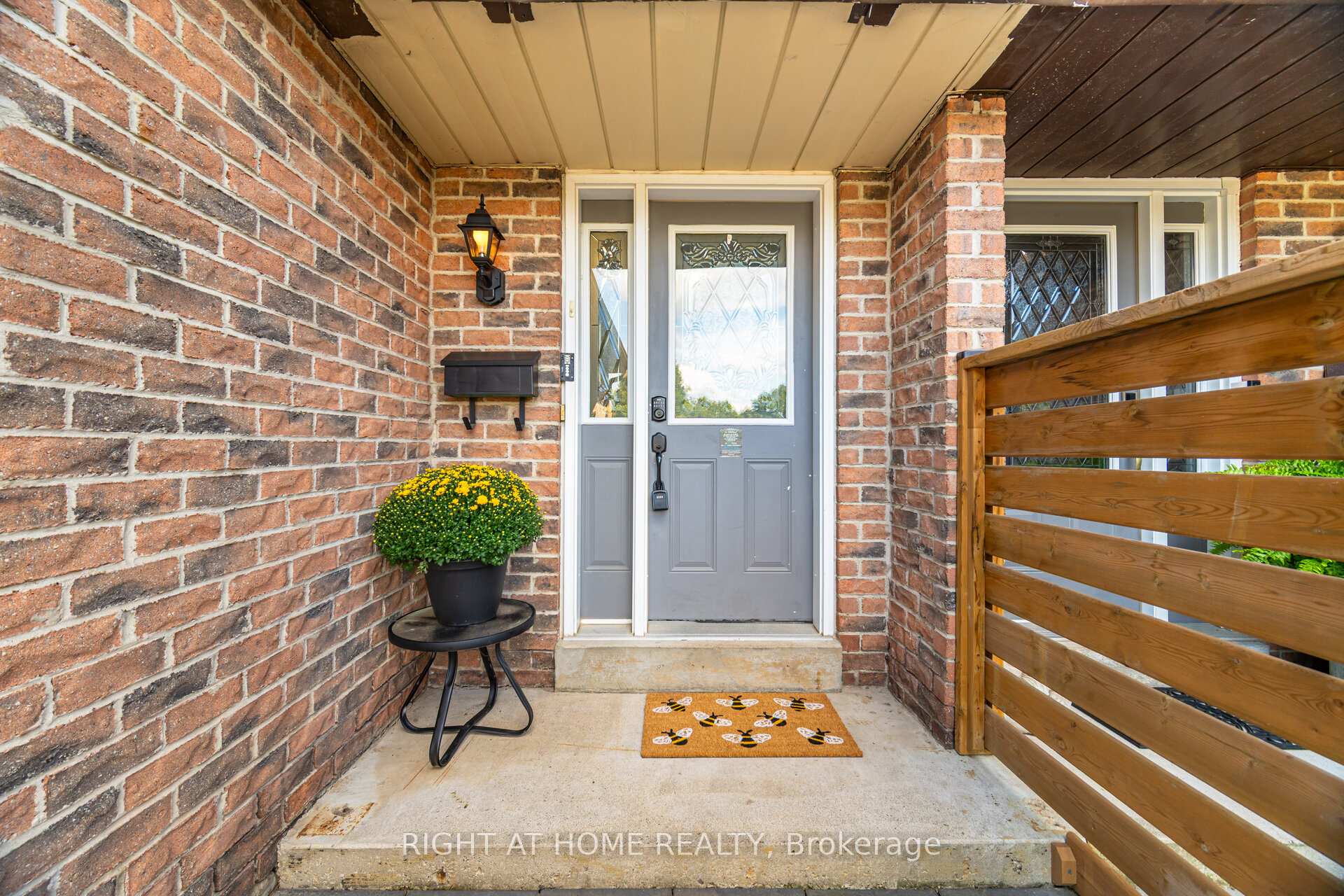 Photo 4 of 526 Holly Avenue, Milton, Timberlea — HOMEH