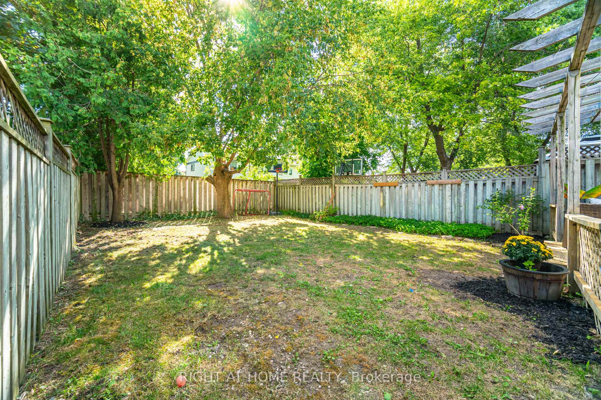 Photo 45 of 526 Holly Avenue, Milton, Timberlea — HOMEH