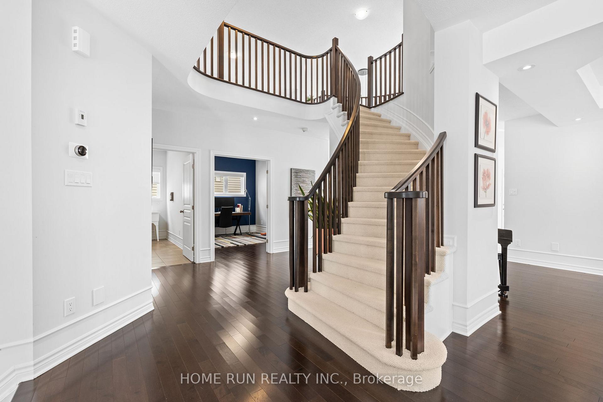 Photo 3 of 100 Kinghaven Crescent, Ottawa, Kanata - Bridlewood — HOMEH