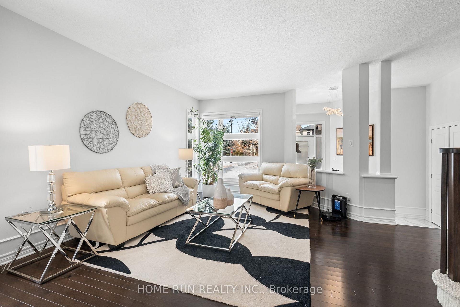Photo 4 of 100 Kinghaven Crescent, Ottawa, Kanata - Bridlewood — HOMEH