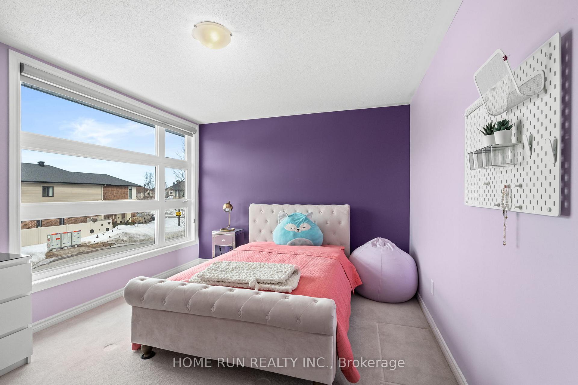 Photo 31 of 100 Kinghaven Crescent, Ottawa, Kanata - Bridlewood — HOMEH