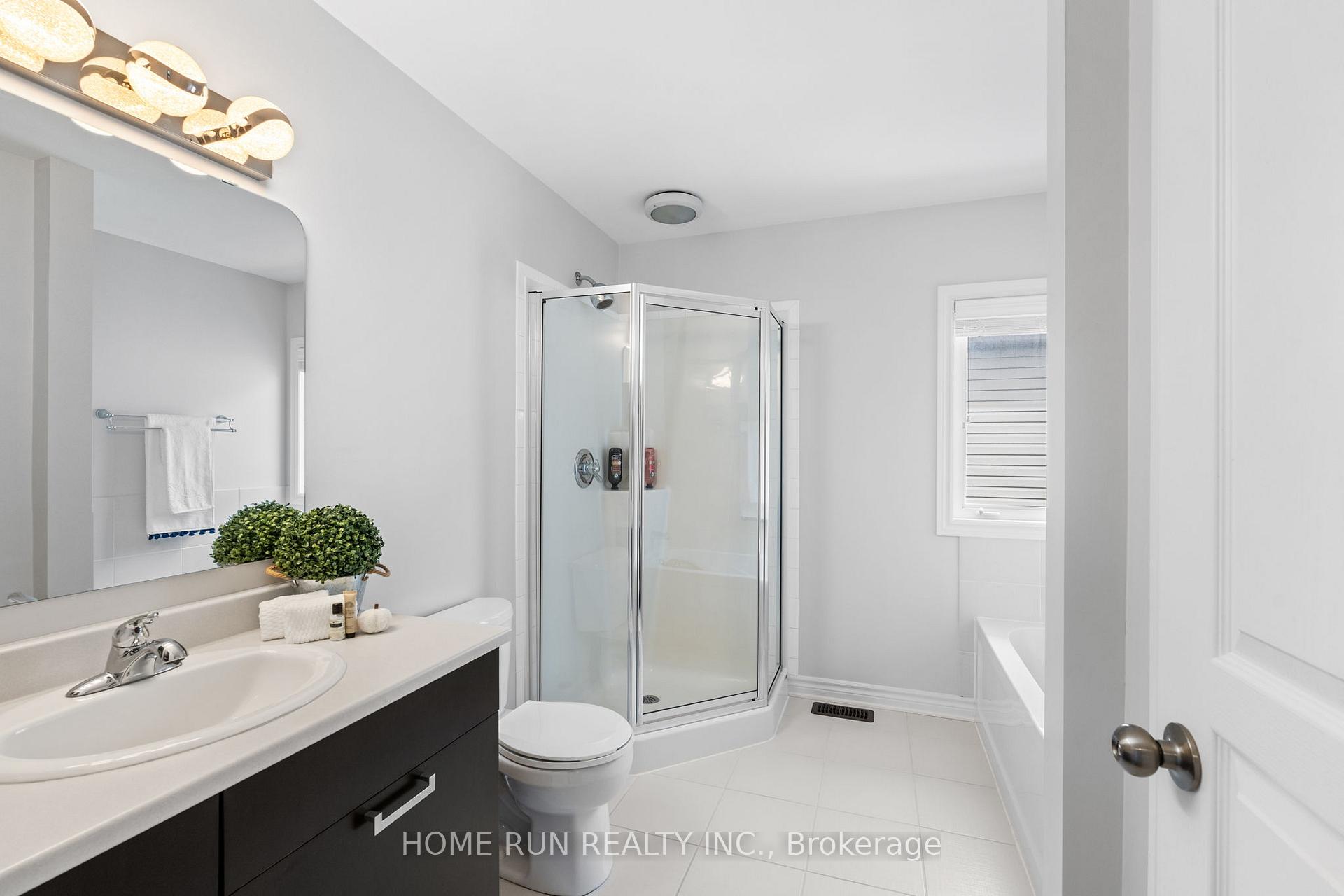 Photo 36 of 100 Kinghaven Crescent, Ottawa, Kanata - Bridlewood — HOMEH