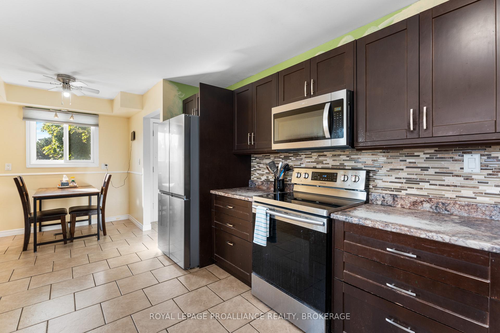 Photo 15 of 778 Cedarwood Drive, Kingston, City Northwest — HOMEH