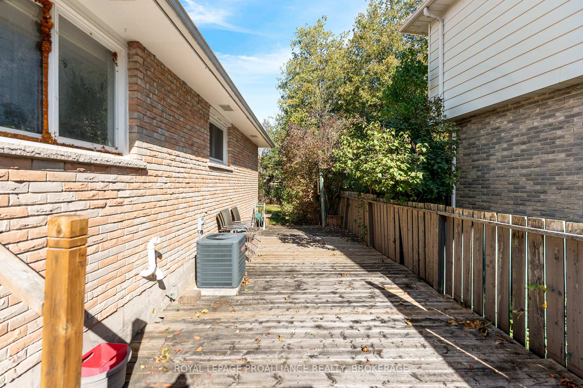 Photo 40 of 778 Cedarwood Drive, Kingston, City Northwest — HOMEH