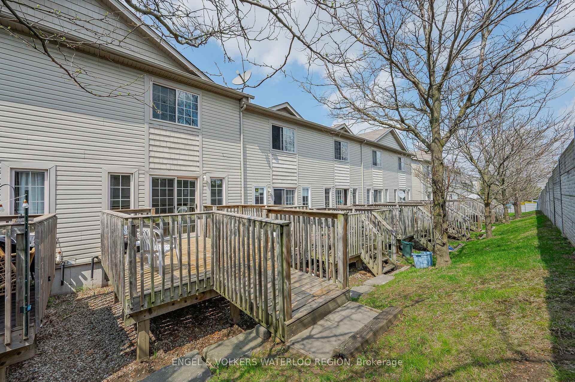 Photo 37 of Unit B8, 155 Highland Crescent, Kitchener — HOMEH