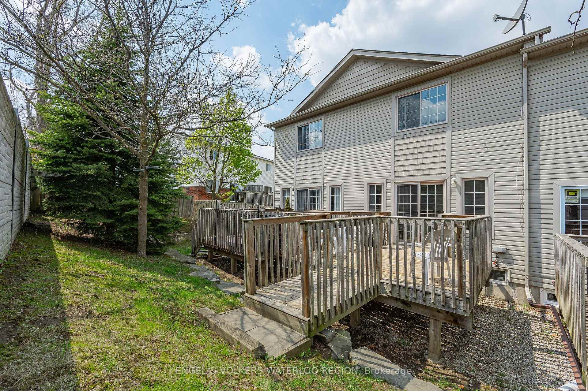 Photo 38 of Unit B8, 155 Highland Crescent, Kitchener — HOMEH