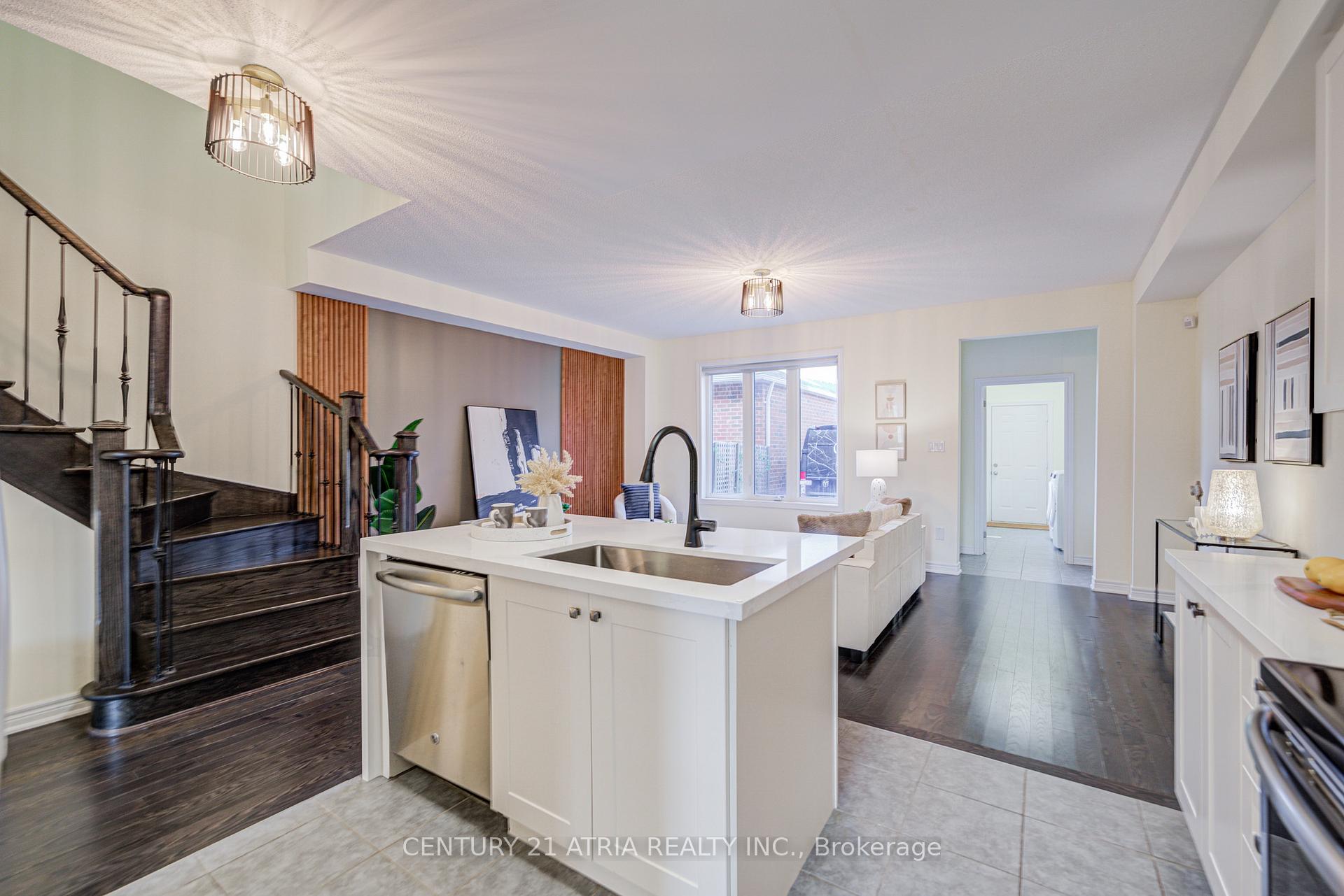 Photo 16 of 162 Harbord Street, Markham, Berczy — HOMEH