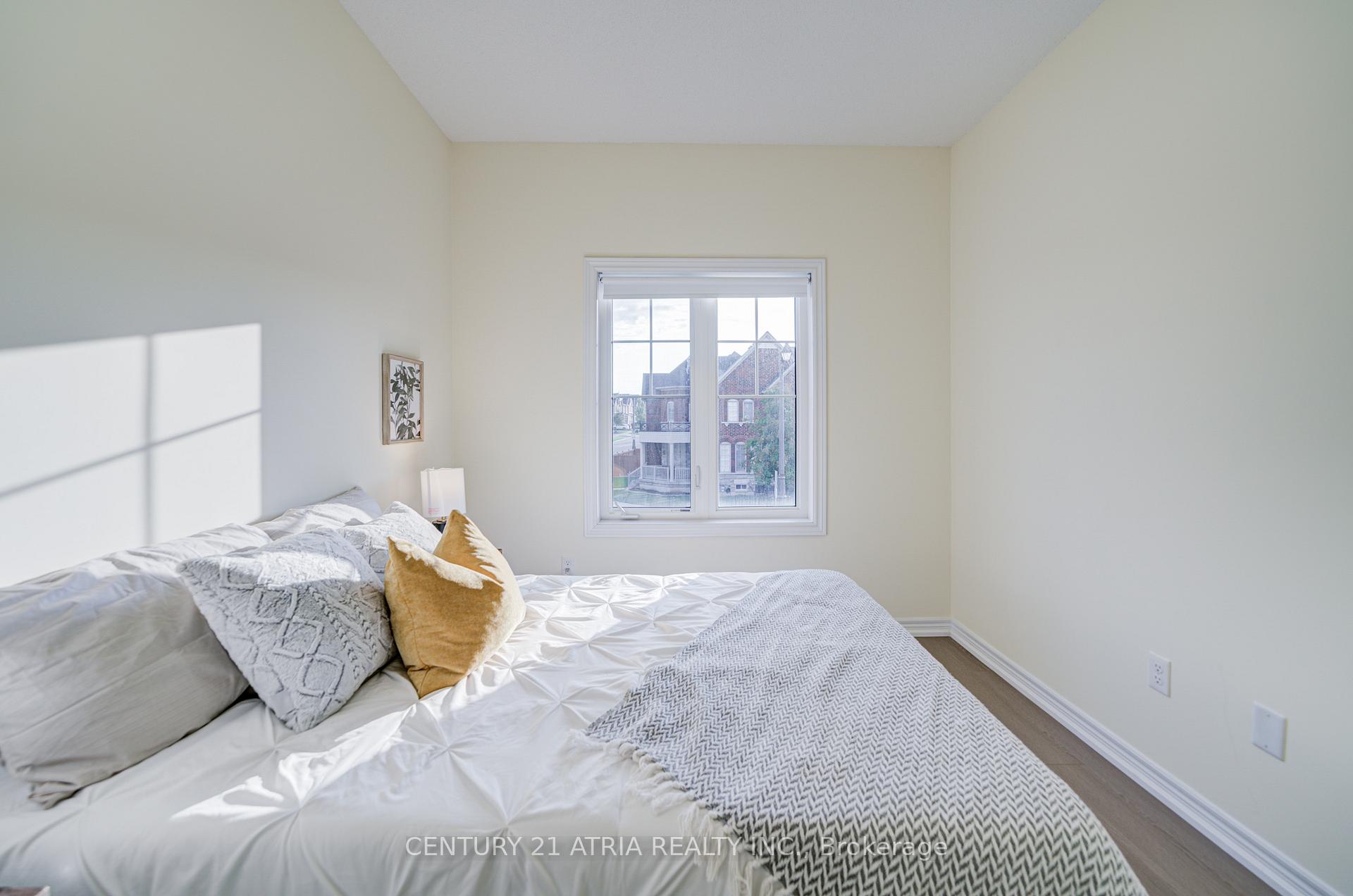 Photo 33 of 162 Harbord Street, Markham, Berczy — HOMEH