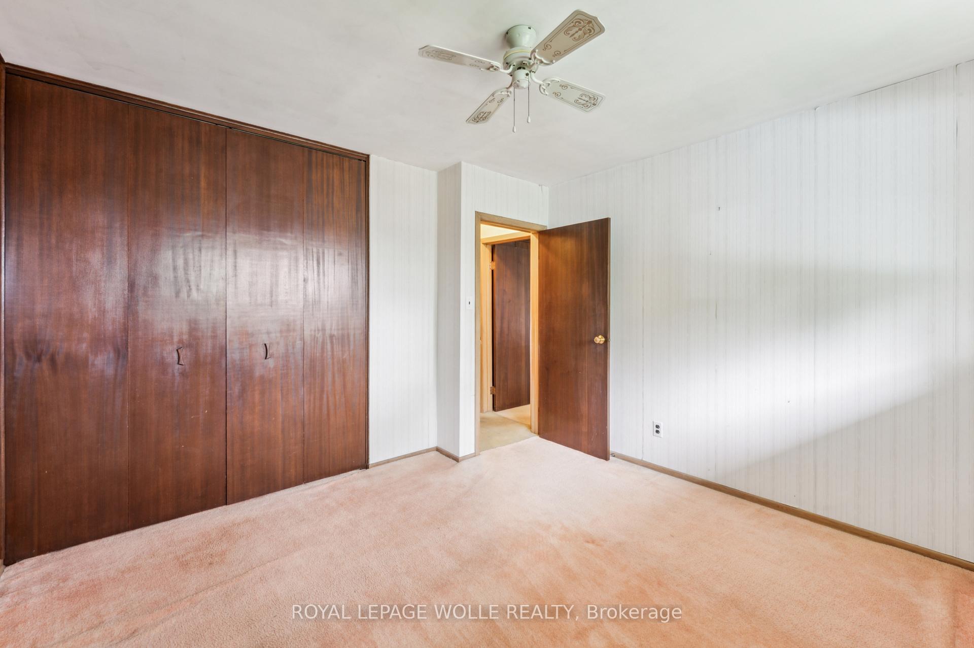 Photo 19 of 207 Sweetbriar Drive, Kitchener — HOMEH