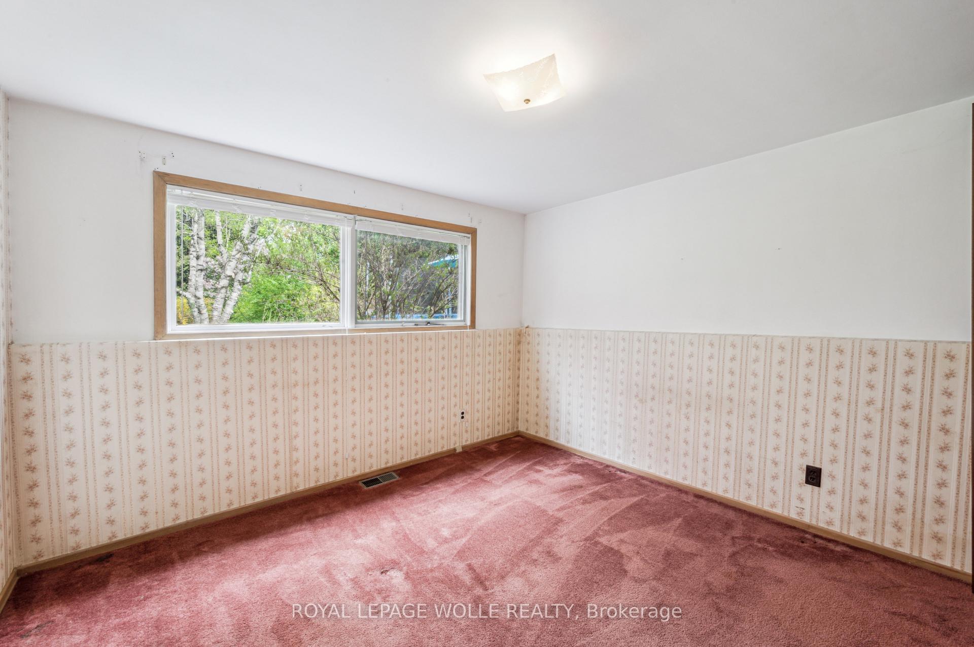Photo 25 of 207 Sweetbriar Drive, Kitchener — HOMEH