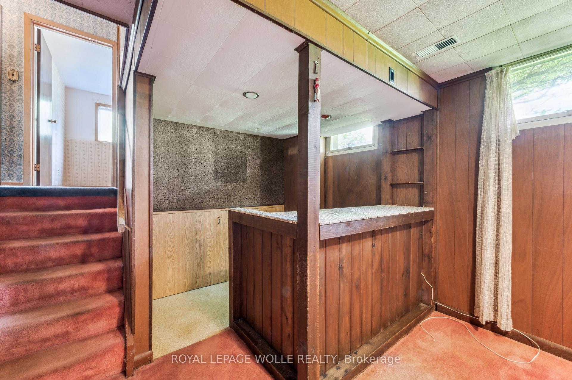 Photo 30 of 207 Sweetbriar Drive, Kitchener — HOMEH