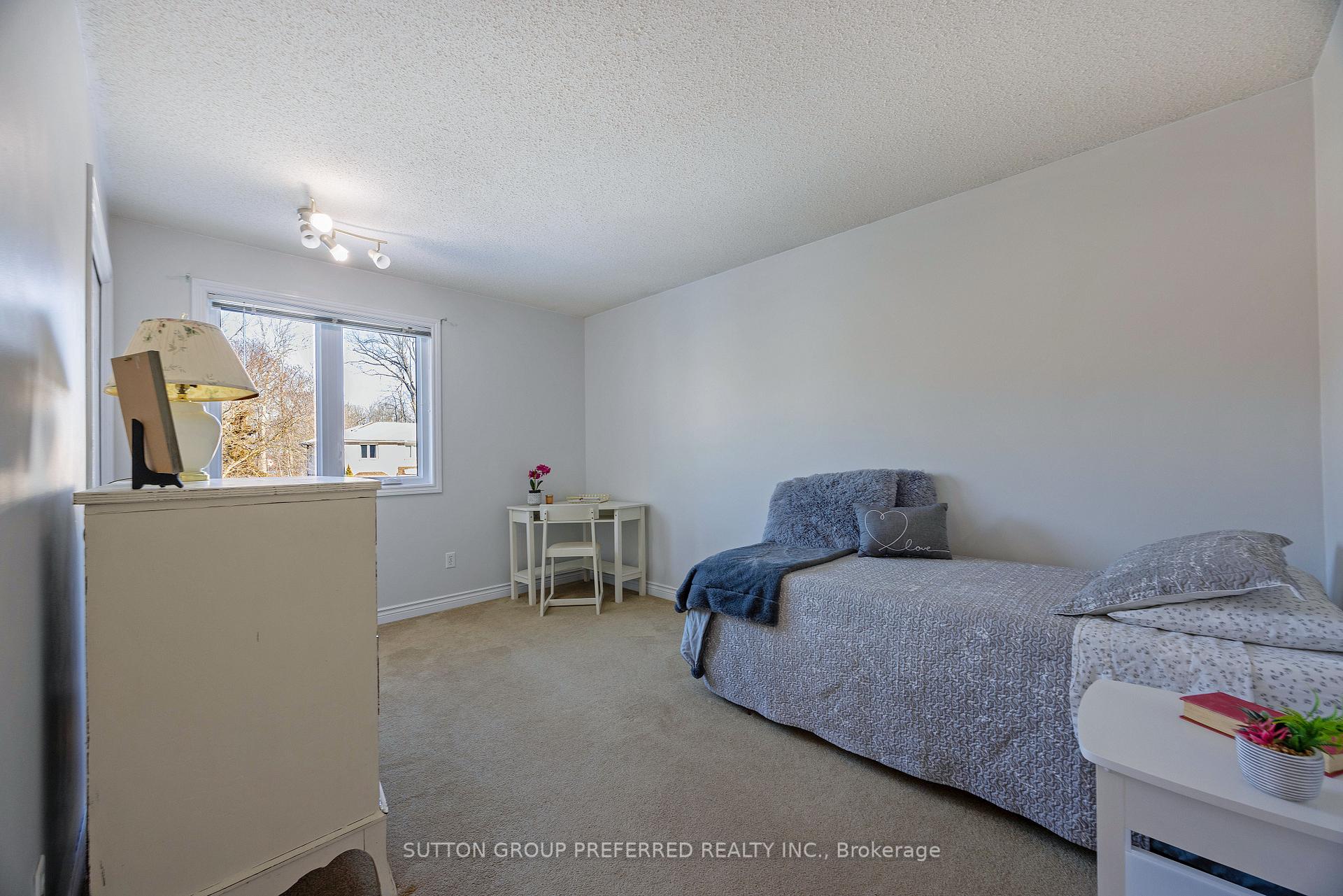 Photo 28 of 72 Atkinson Court, Middlesex Centre, Delaware Town — HOMEH