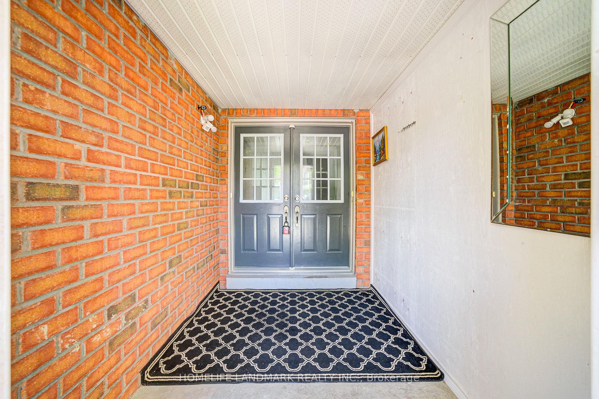 Photo 6 of 72 Billingsley Crescent, Markham, Cedarwood — HOMEH