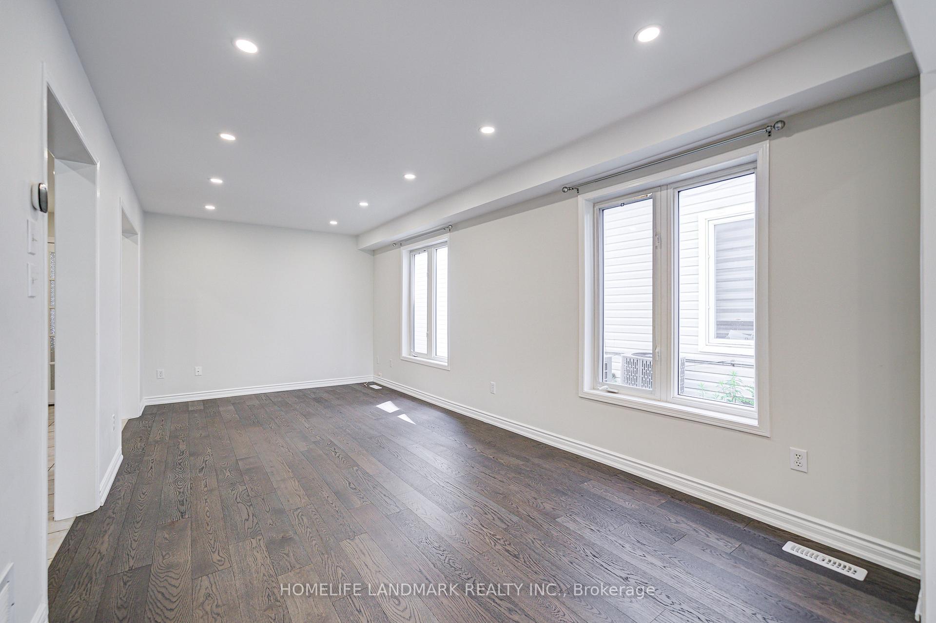 Photo 10 of 72 Billingsley Crescent, Markham, Cedarwood — HOMEH
