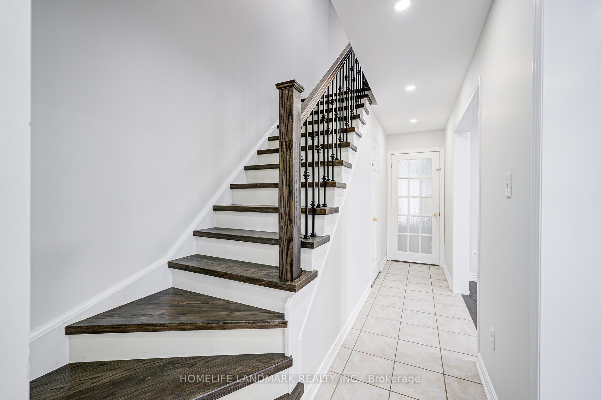 Photo 20 of 72 Billingsley Crescent, Markham, Cedarwood — HOMEH