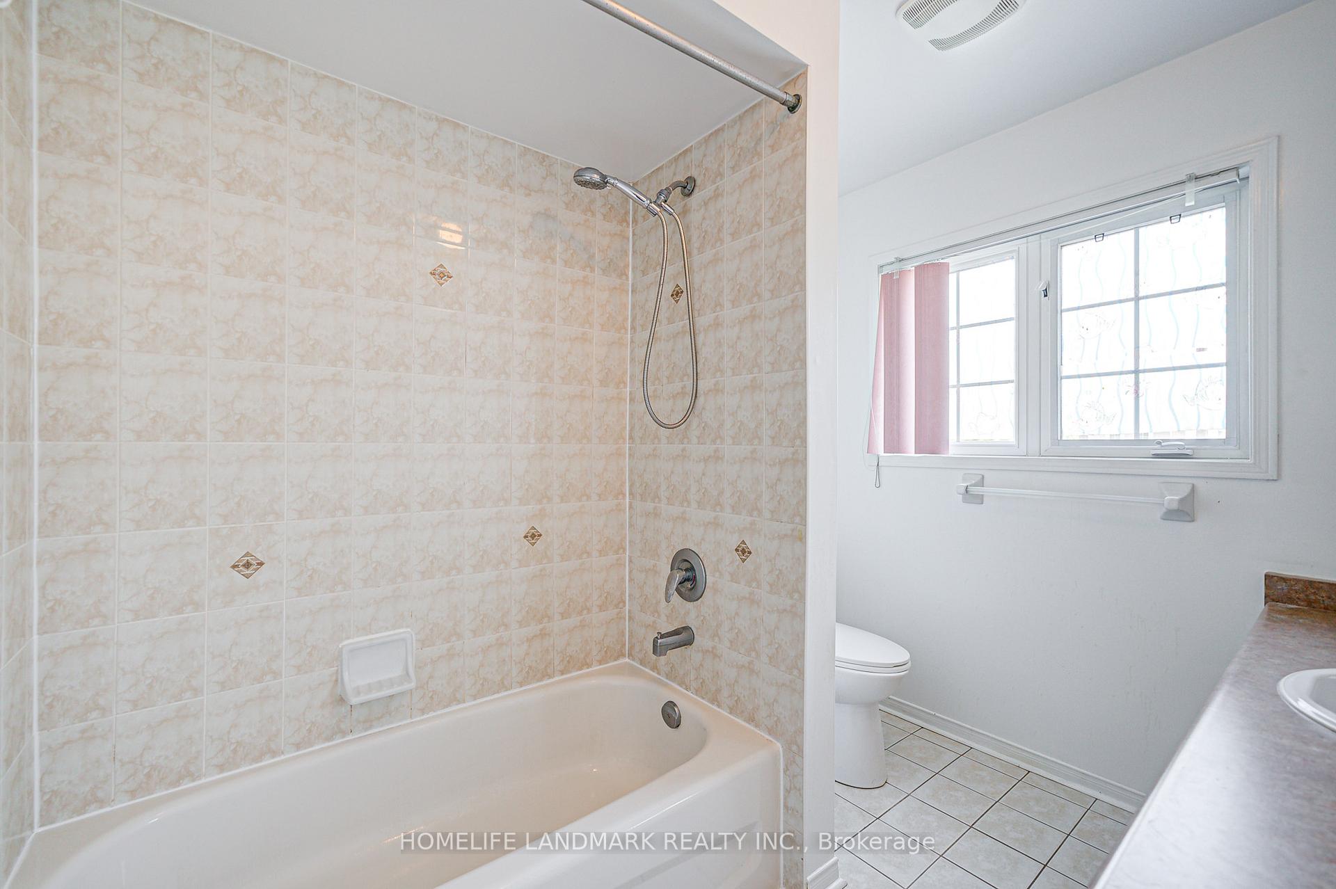 Photo 26 of 72 Billingsley Crescent, Markham, Cedarwood — HOMEH
