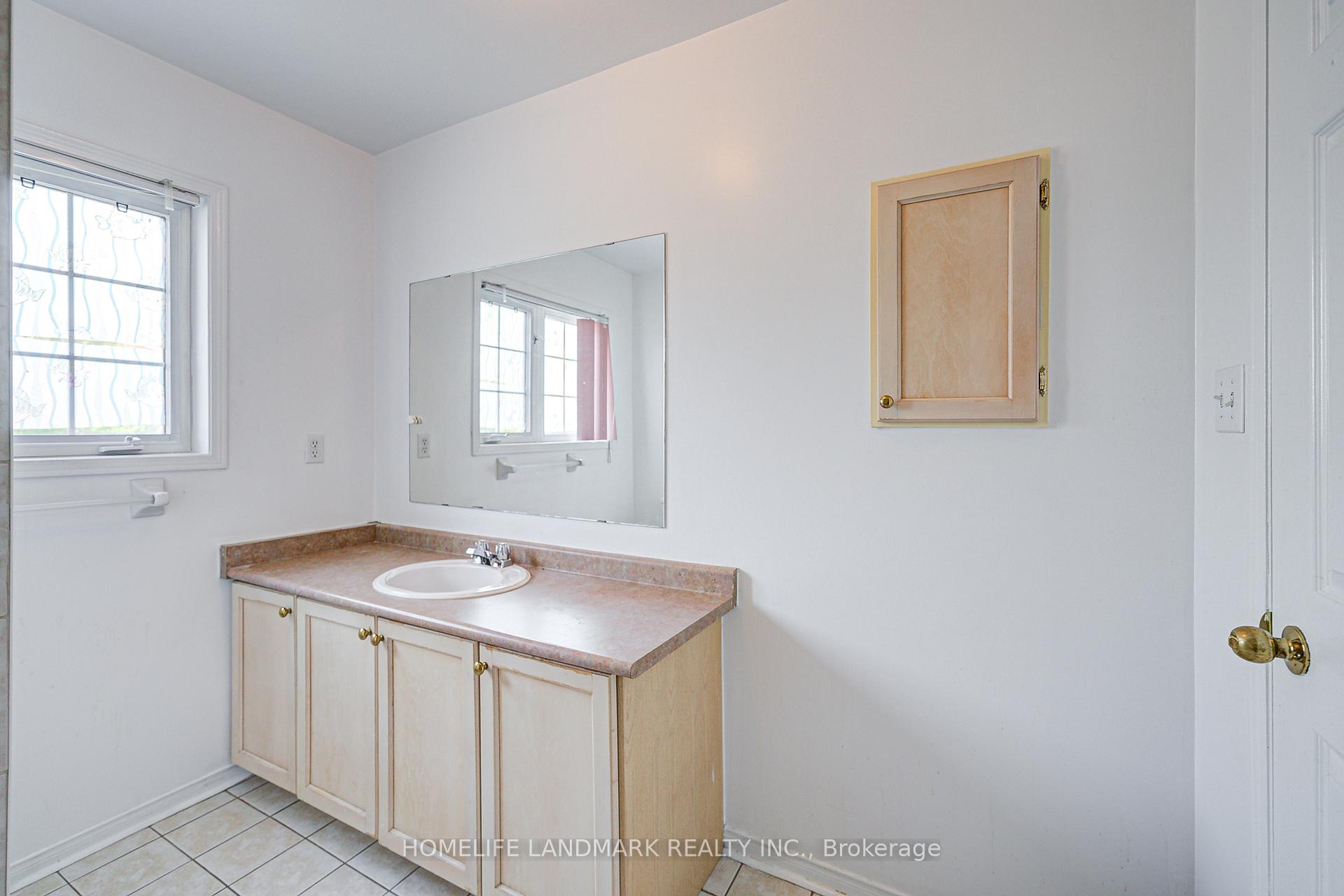 Photo 28 of 72 Billingsley Crescent, Markham, Cedarwood — HOMEH