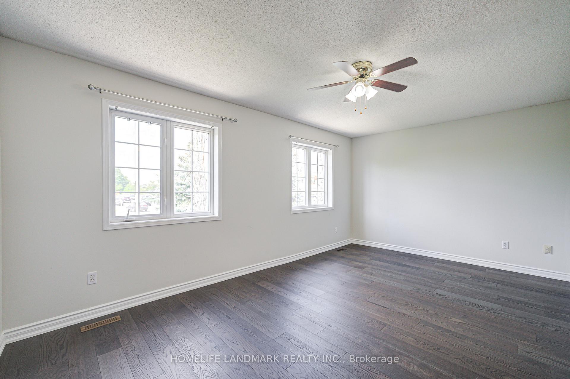 Photo 35 of 72 Billingsley Crescent, Markham, Cedarwood — HOMEH