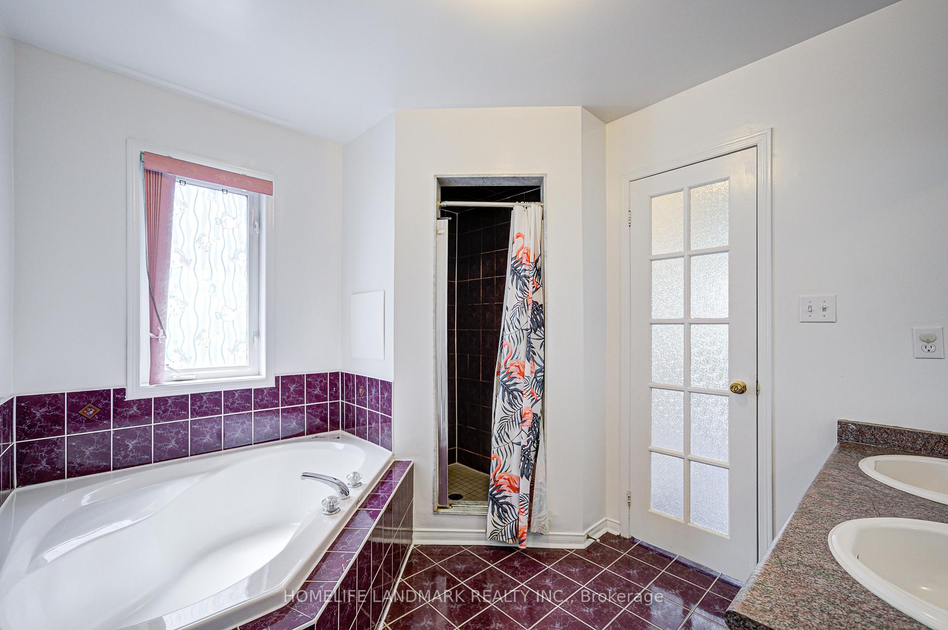 Photo 39 of 72 Billingsley Crescent, Markham, Cedarwood — HOMEH