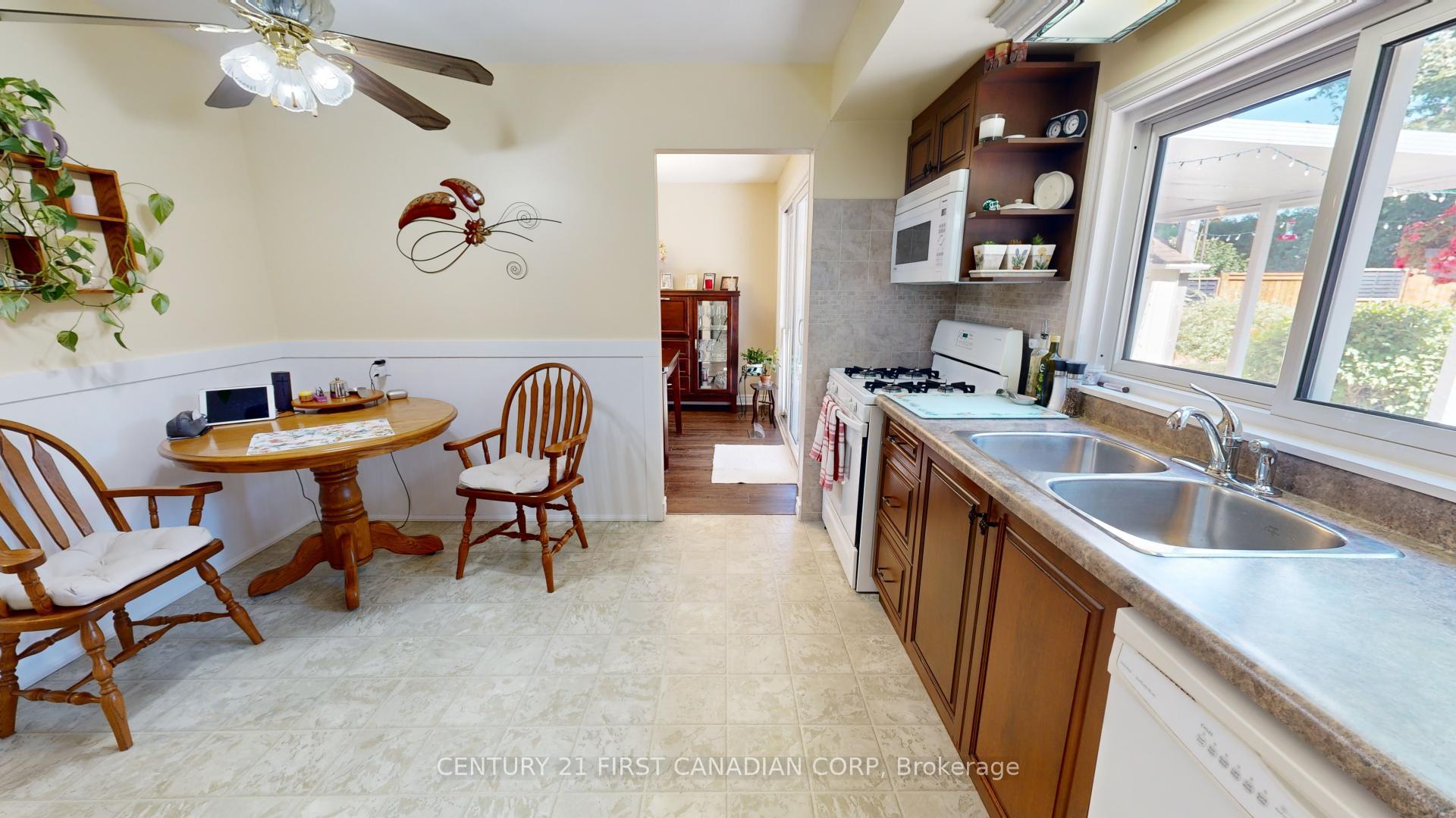 Photo 12 of 27 Adelaide Street, Minto — HOMEH