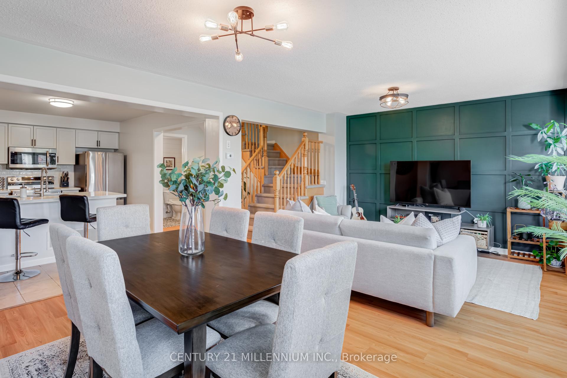 Photo 1 of 914 Ambroise Crescent, Milton, Coates — HOMEH