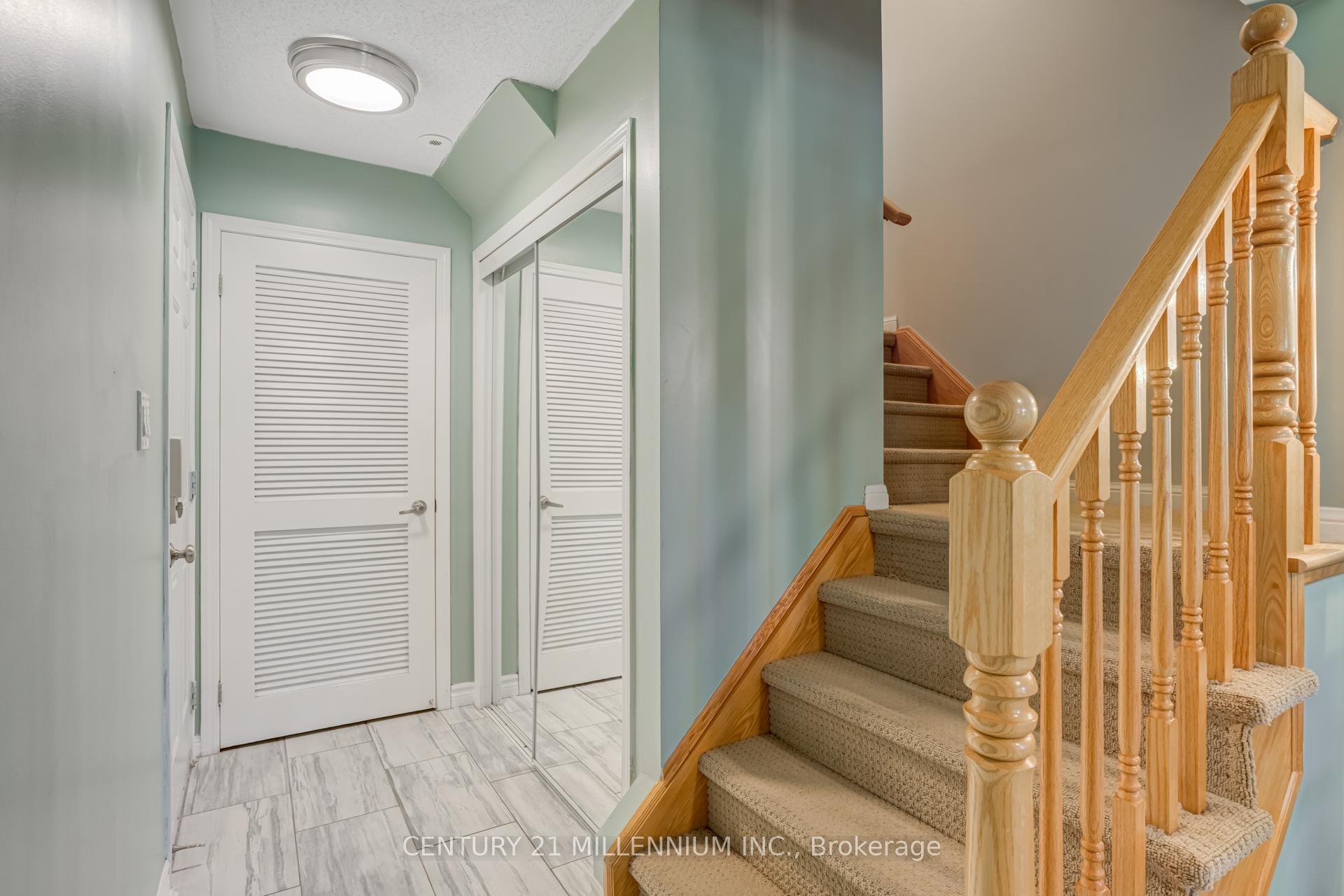 Photo 8 of 914 Ambroise Crescent, Milton, Coates — HOMEH